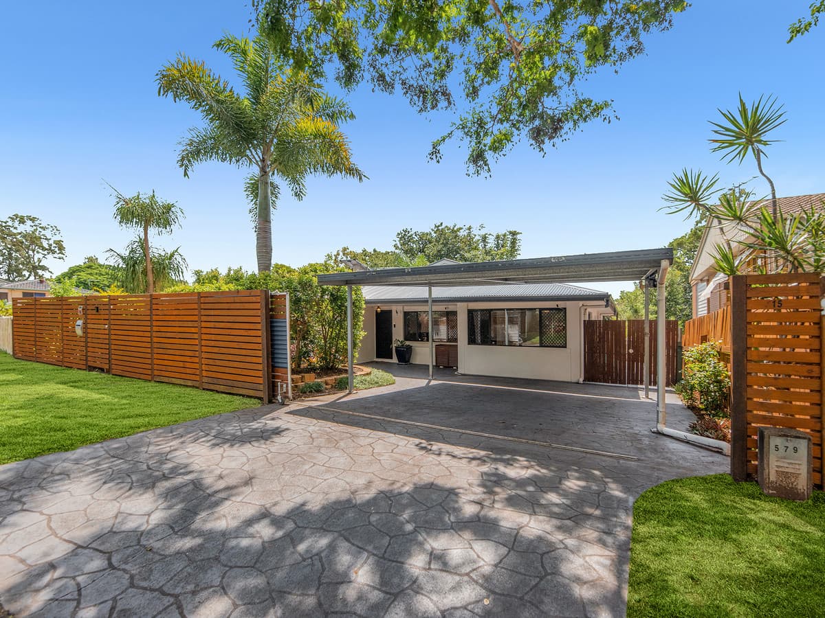 15 Bowline Street, Jamboree Heights - Image 1