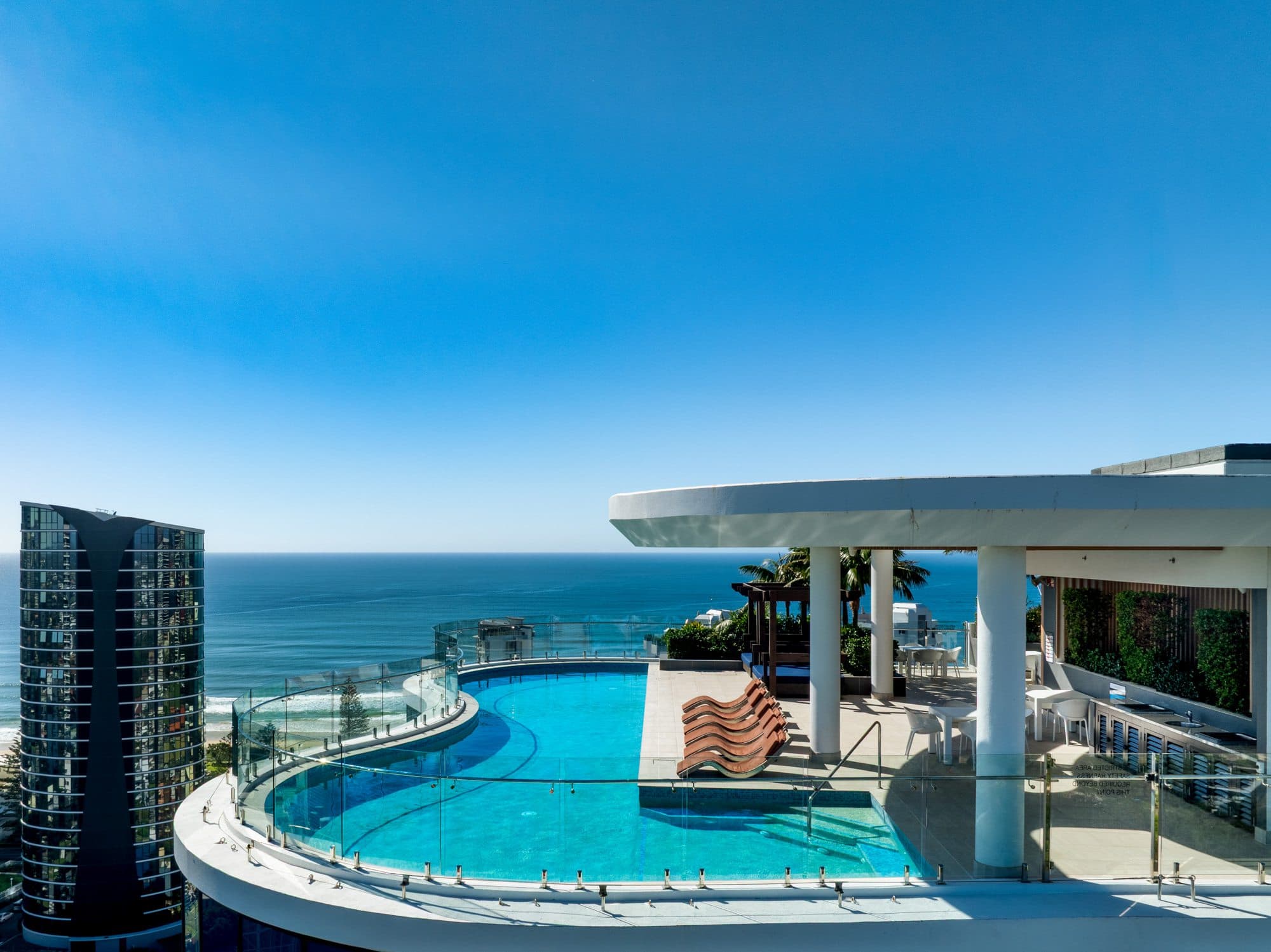 Level 16, 1605/28-30 Second Avenue, Broadbeach — photo 1 of 5