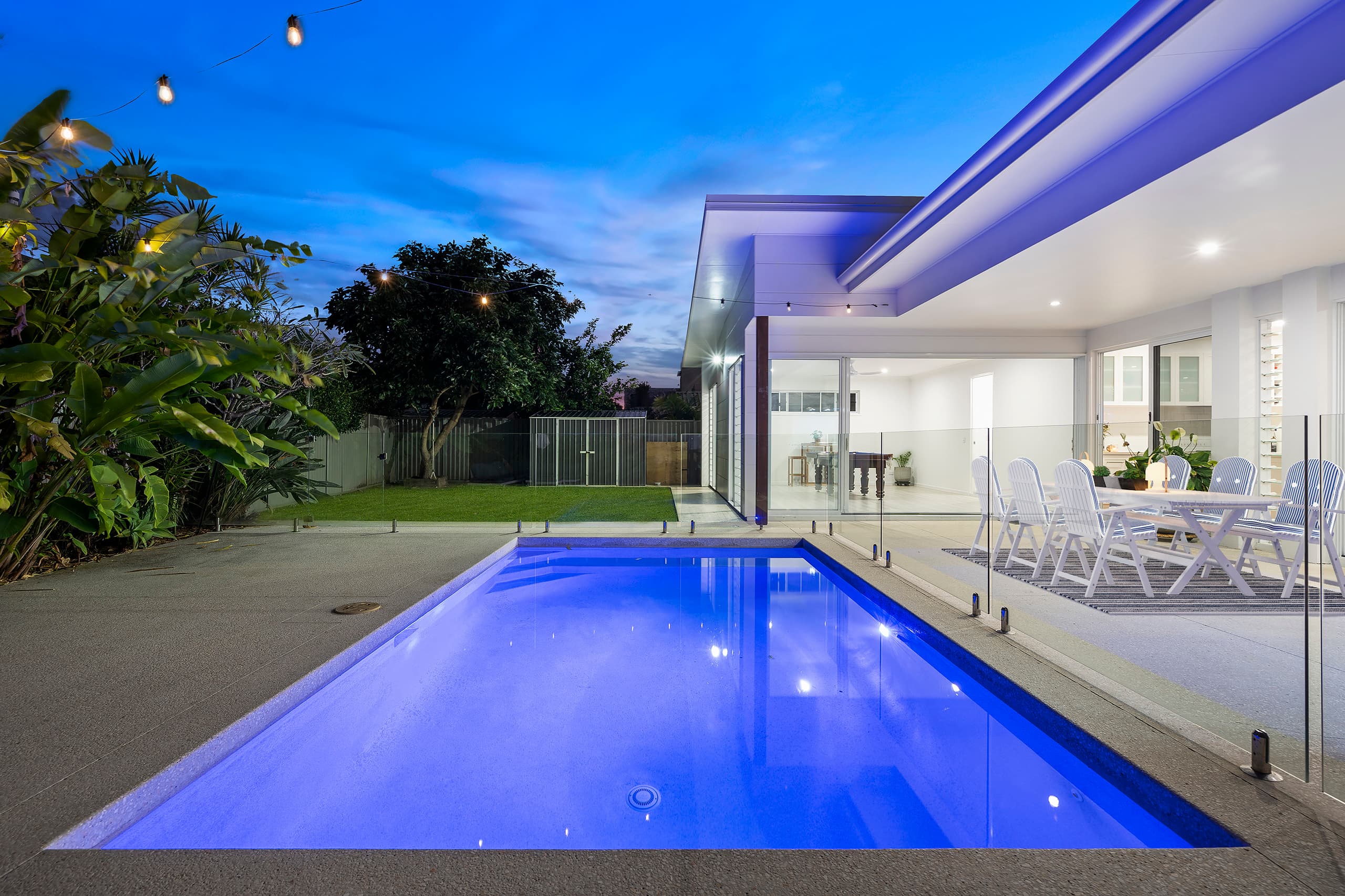 4 Kingfisher Crescent, Burleigh Waters - Image 1