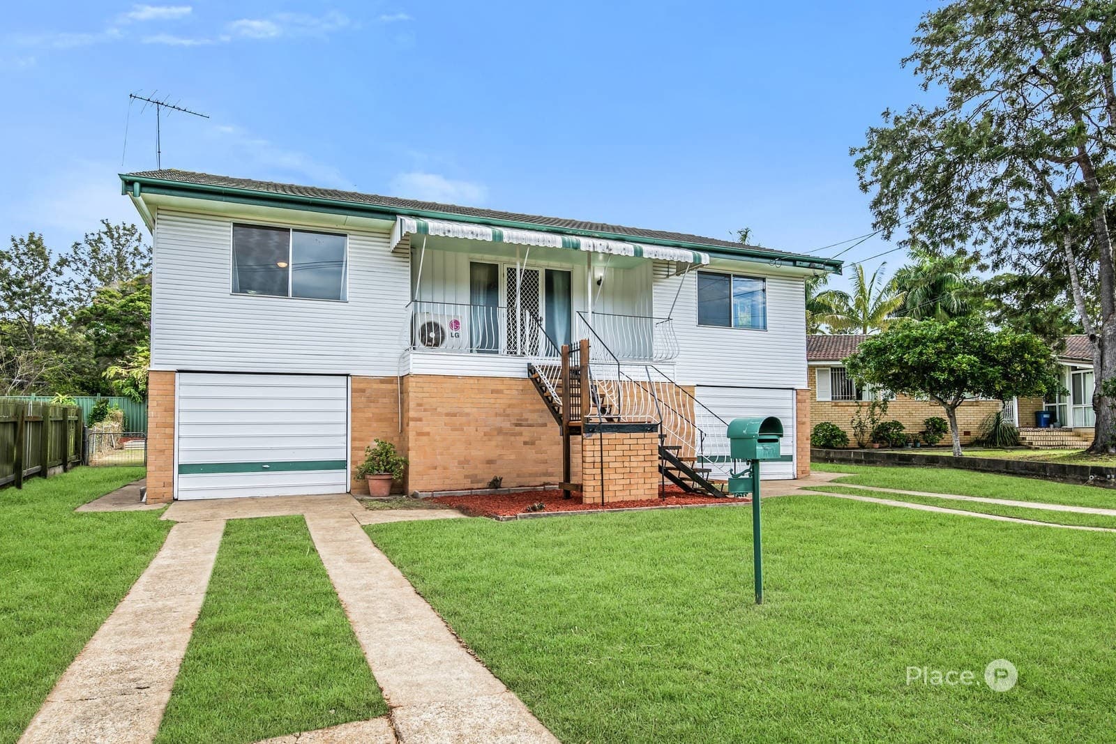 16 Veivers Street, Macgregor, Macgregor — photo 1 of 5