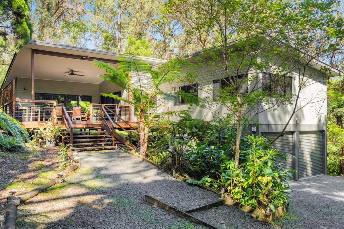 8 Banksia Road, Springbrook - Image 1