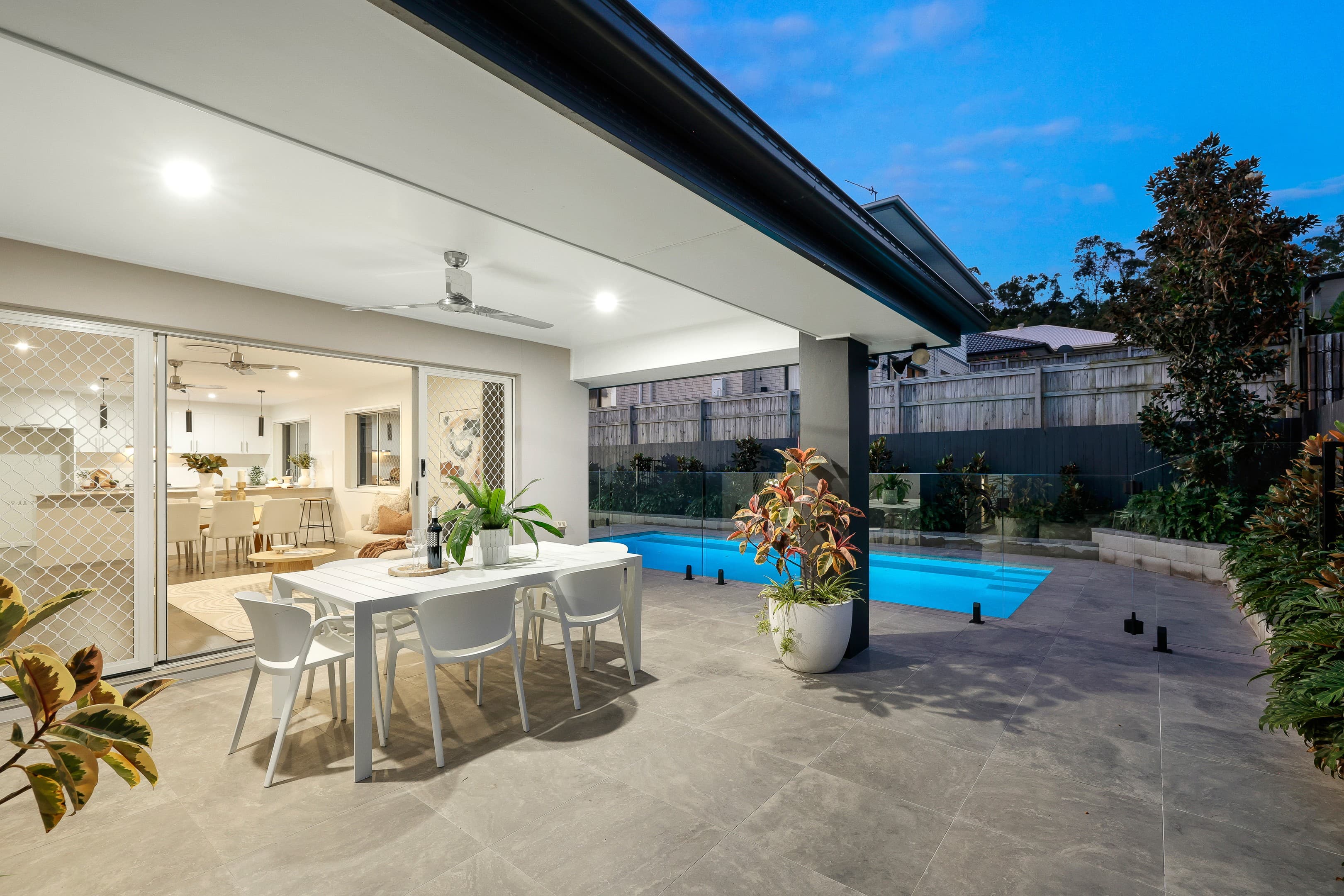 18 Anula Crescent, Upper Coomera — photo 3 of 19