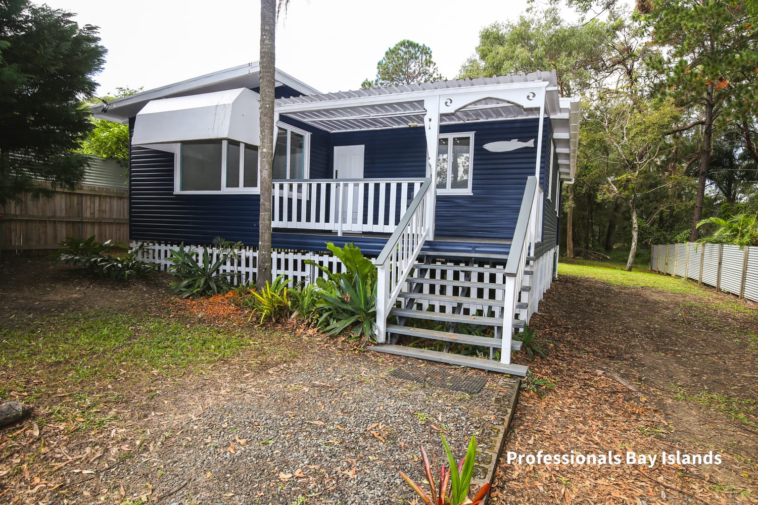 8 Ibis Street, Macleay Island — photo 1 of 5