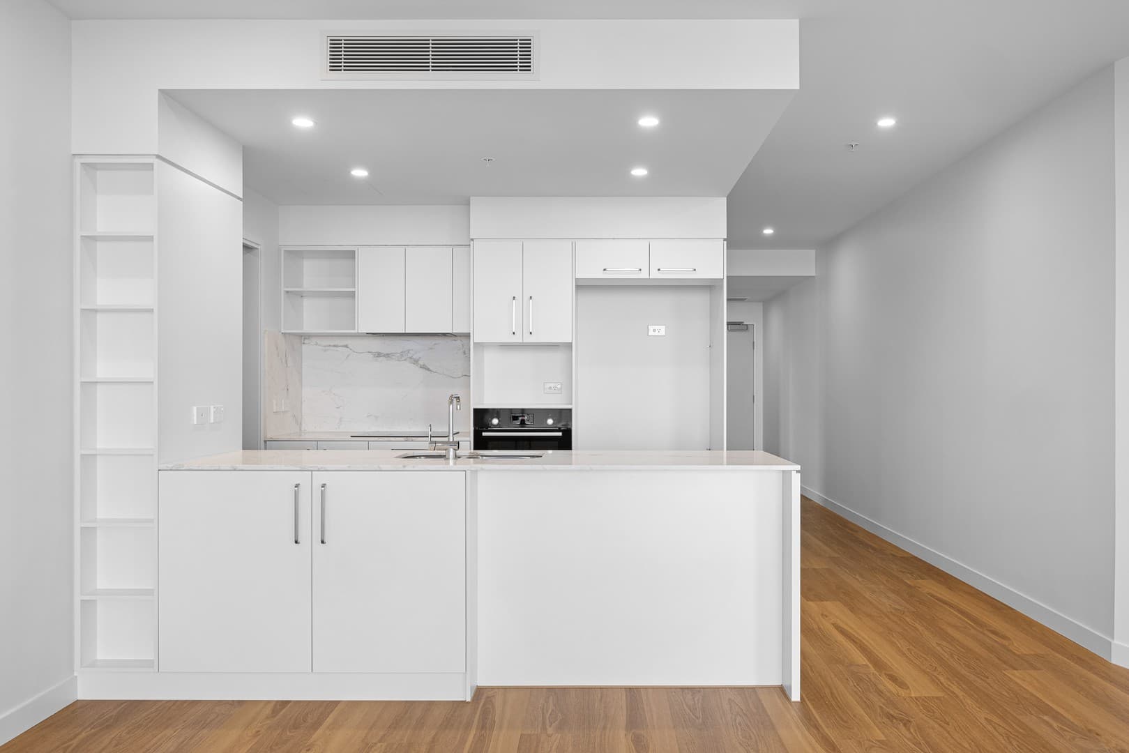 225/3 Lang Street, Bilinga - Image 1