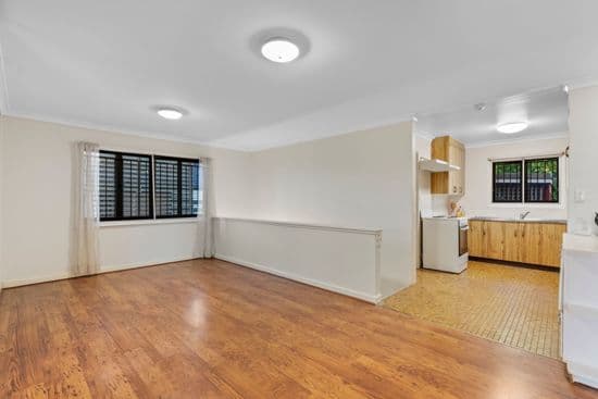 47 Pickworth St, Upper Mount Gravatt — photo 1 of 5
