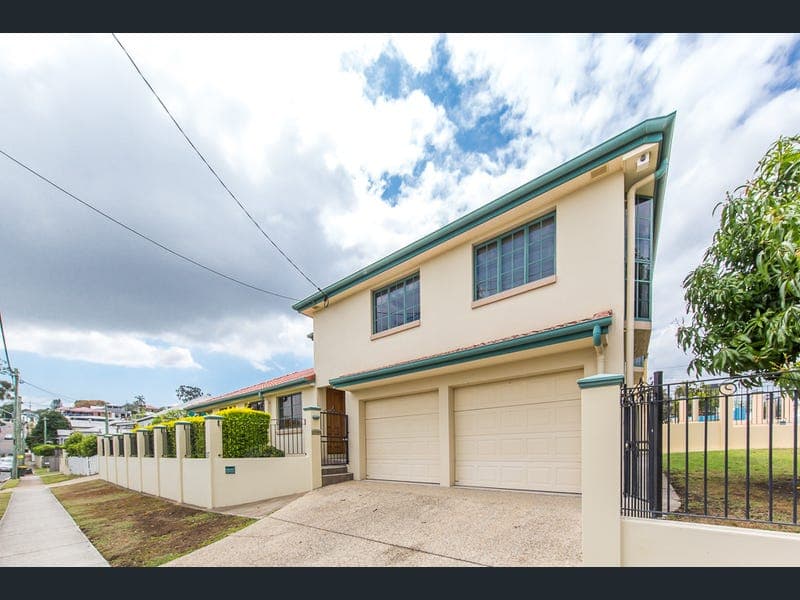 6 York Street, Hamilton — photo 1 of 5