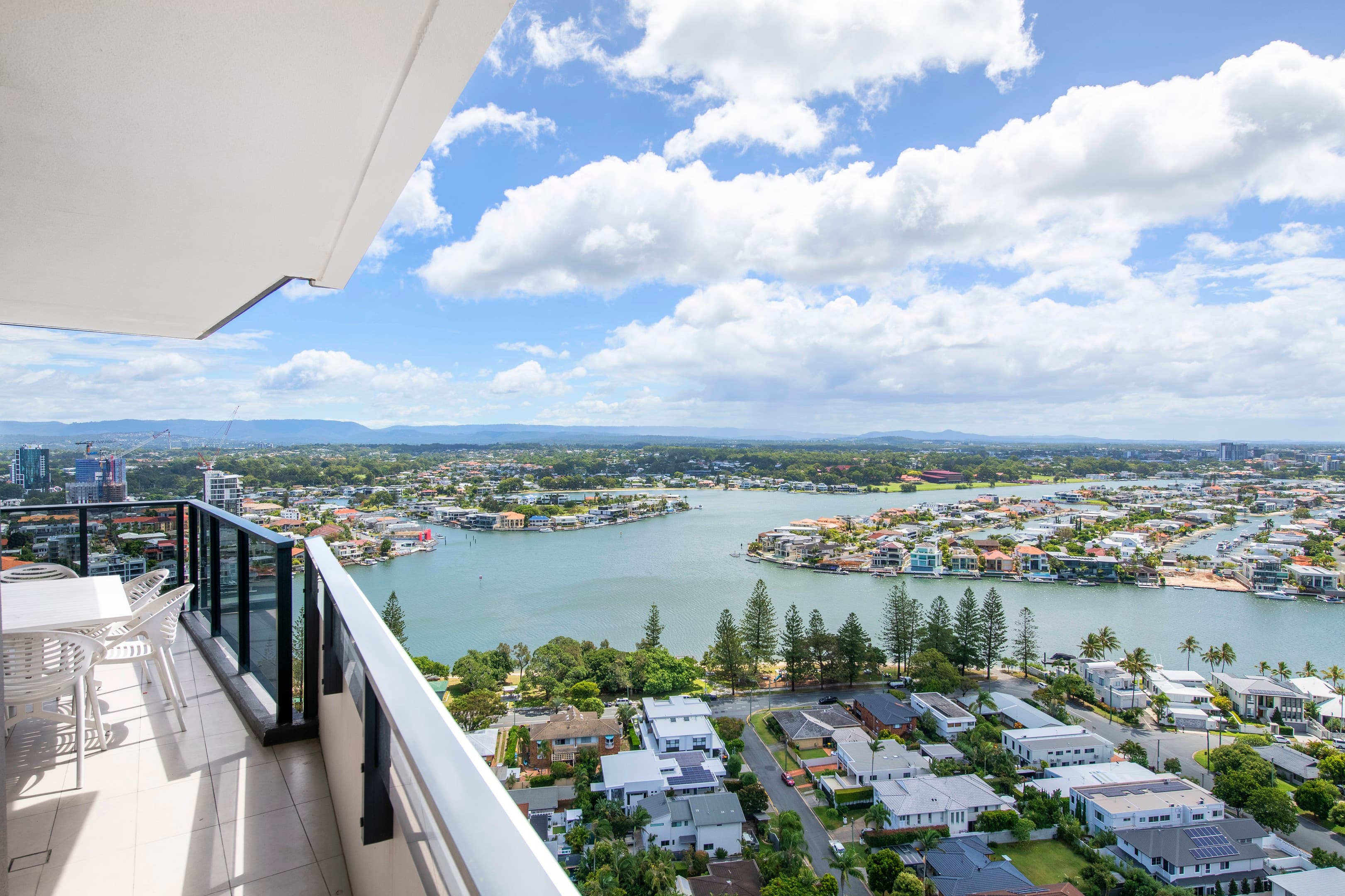 2502/9 Norfolk Avenue, Surfers Paradise — photo 1 of 5