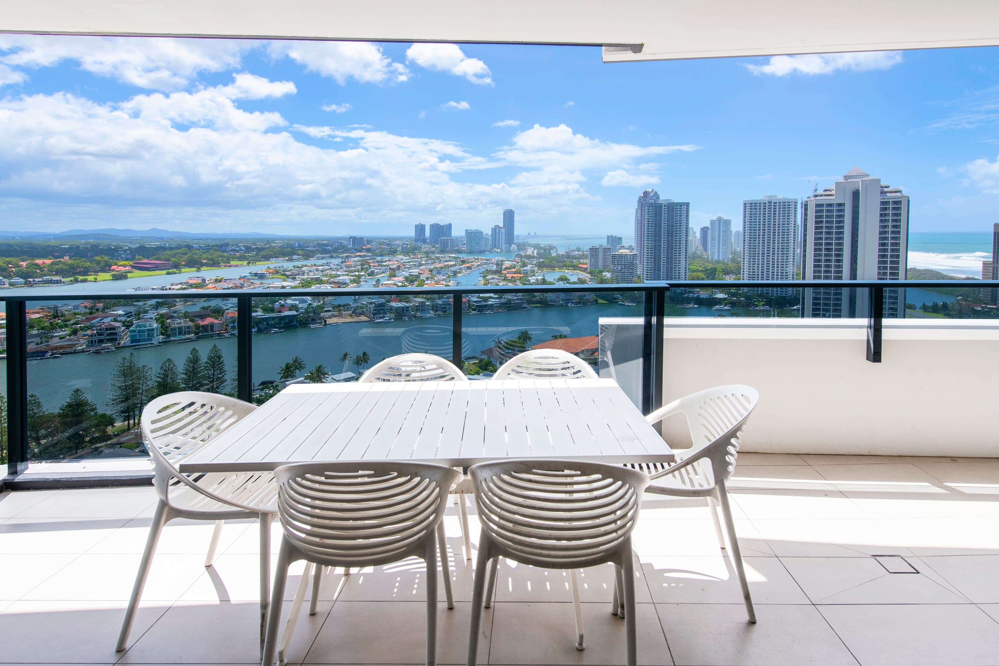 2502/9 Norfolk Avenue, Surfers Paradise - Image 1