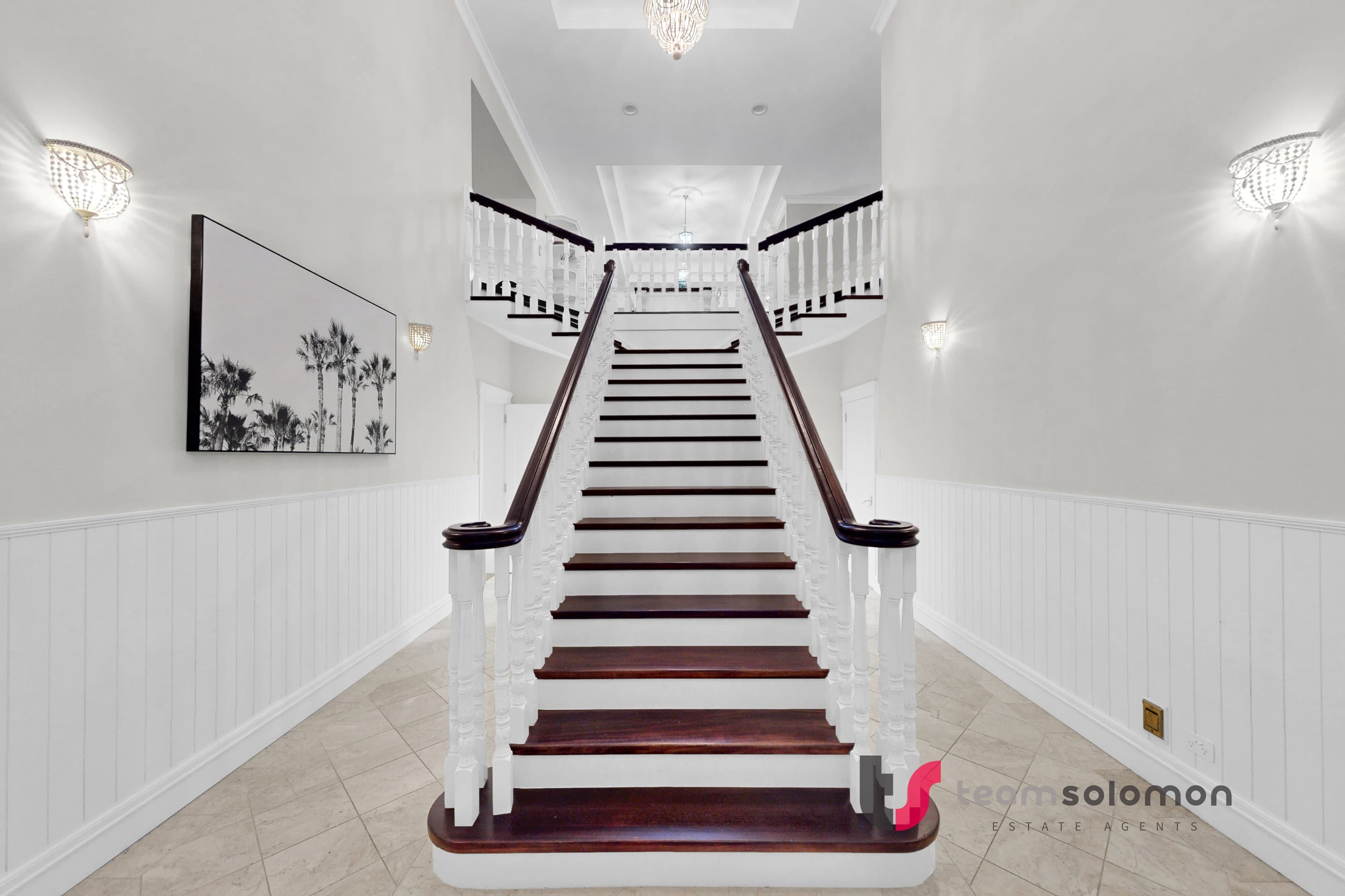 21 Como Street, Ormiston — photo 1 of 5