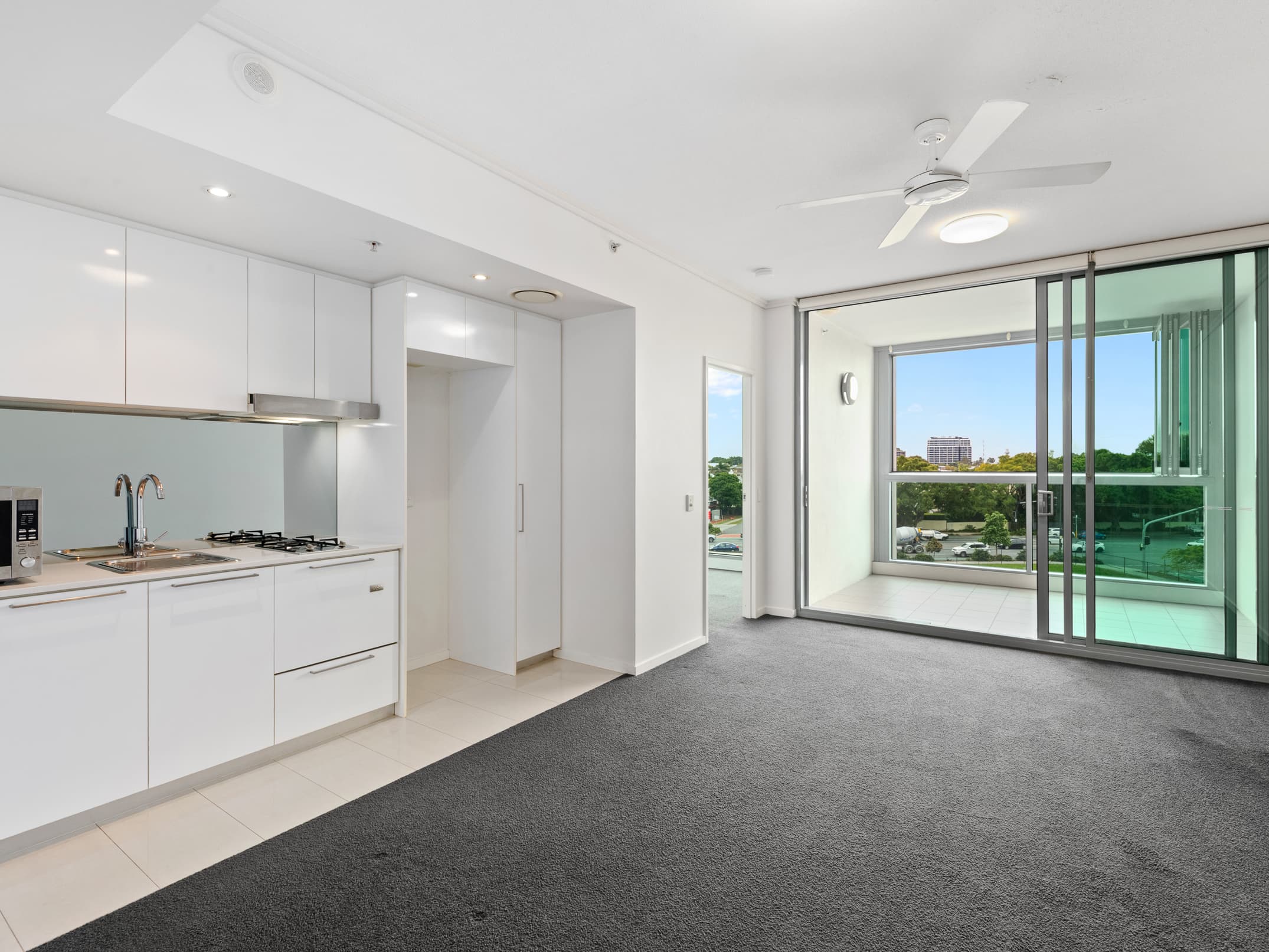20404/8 Hercules Street, Hamilton - Image 1