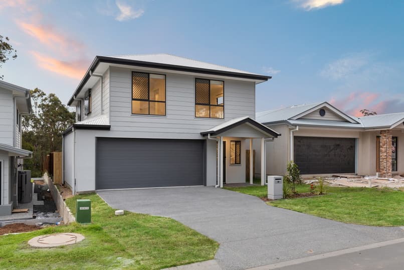 Calamvale — photo 1 of 5