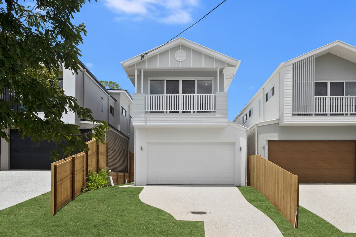 Victoria Point - Image 1