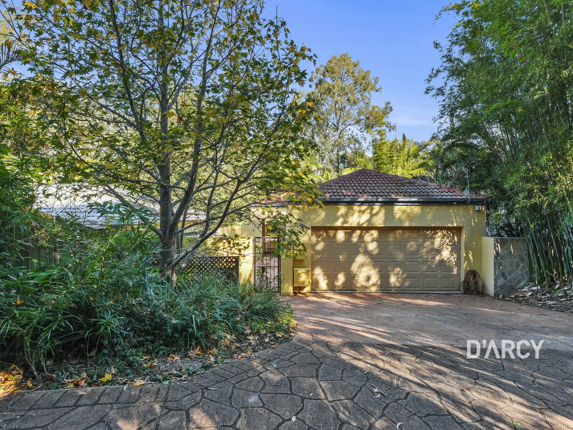 207A Carmody Road, St Lucia — photo 1 of 5
