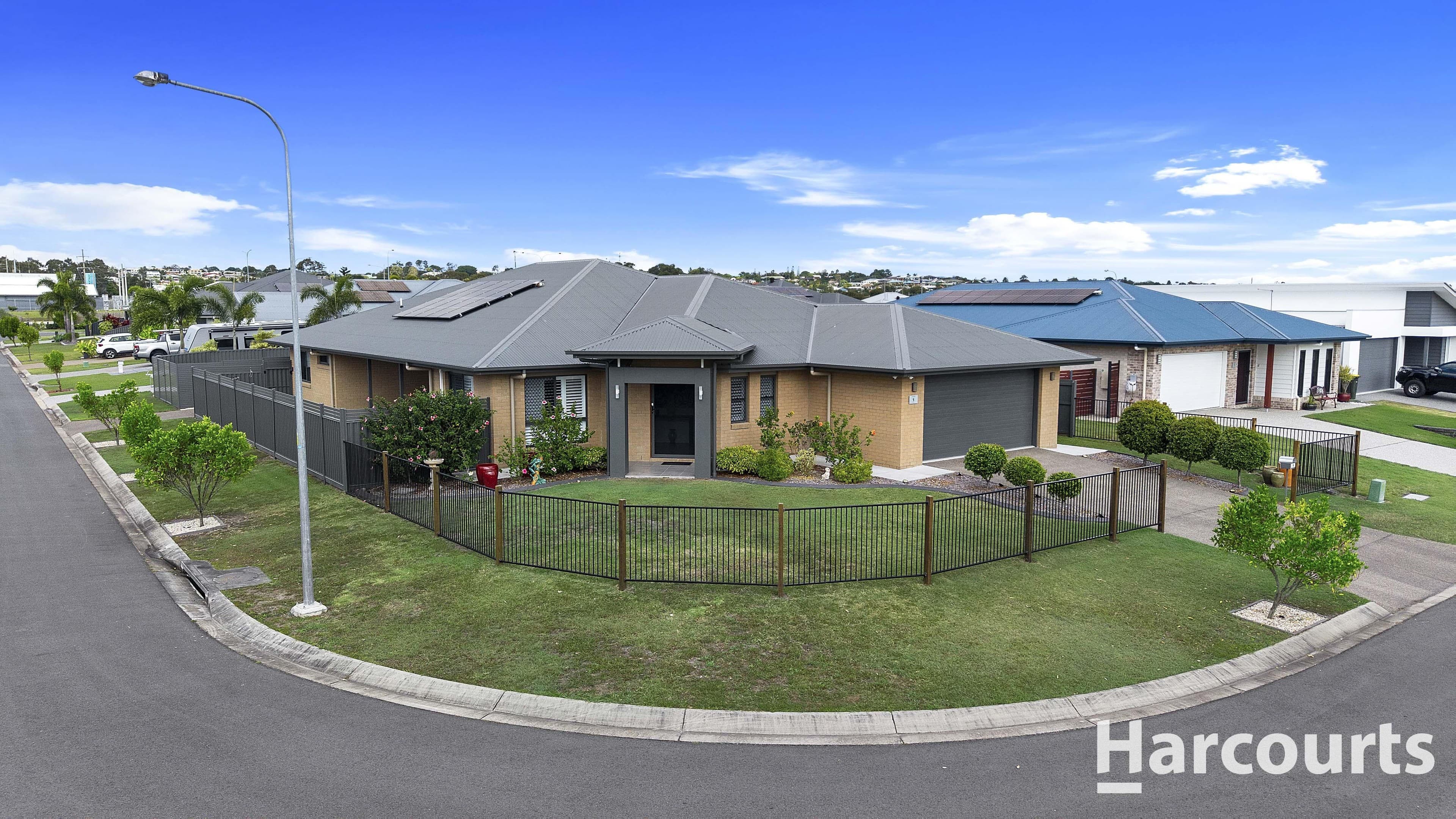 5 Louis Way, Kawungan — photo 1 of 5