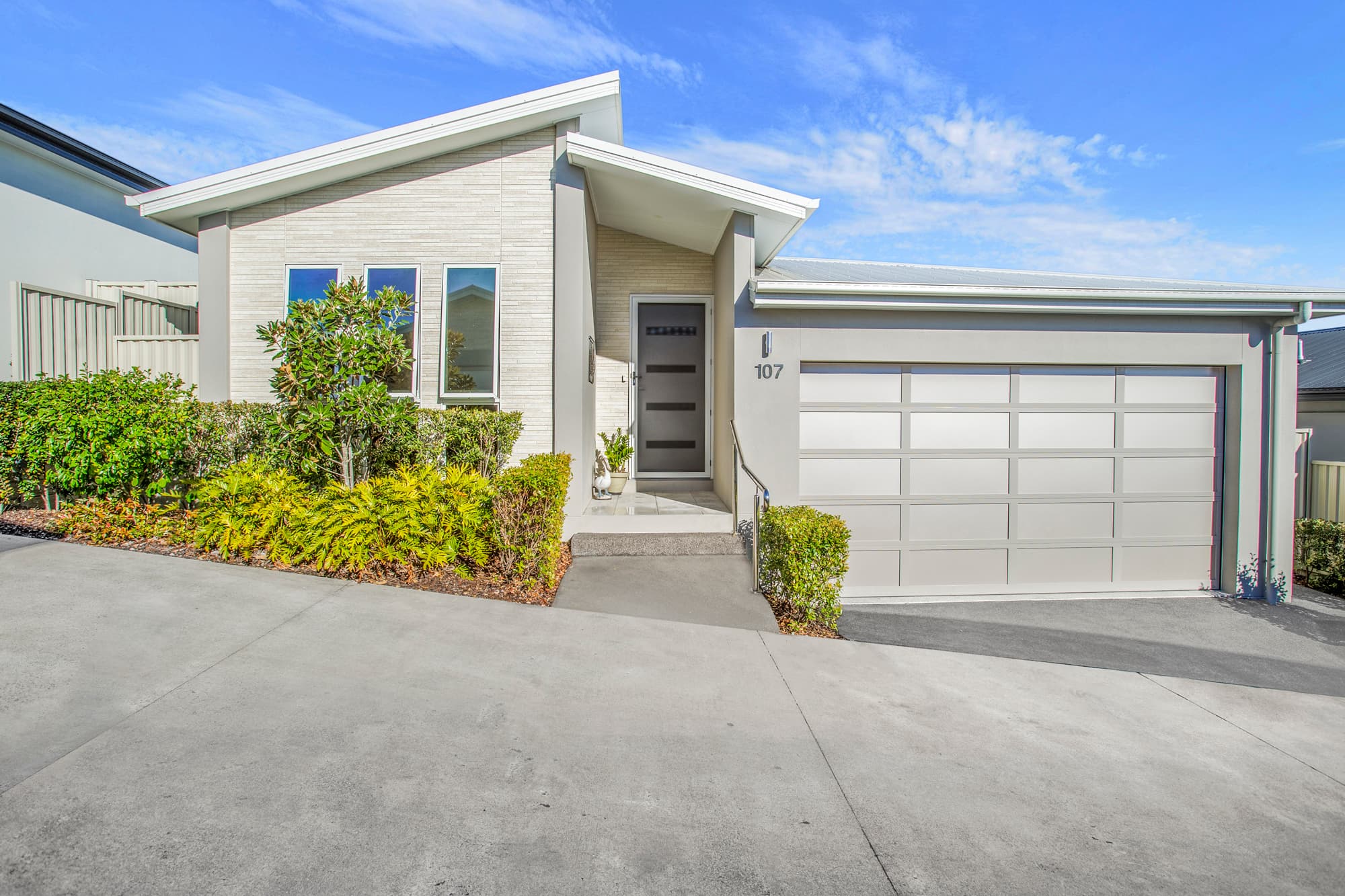 107/6 Charlston Place, Kuluin, Kuluin — photo 1 of 5