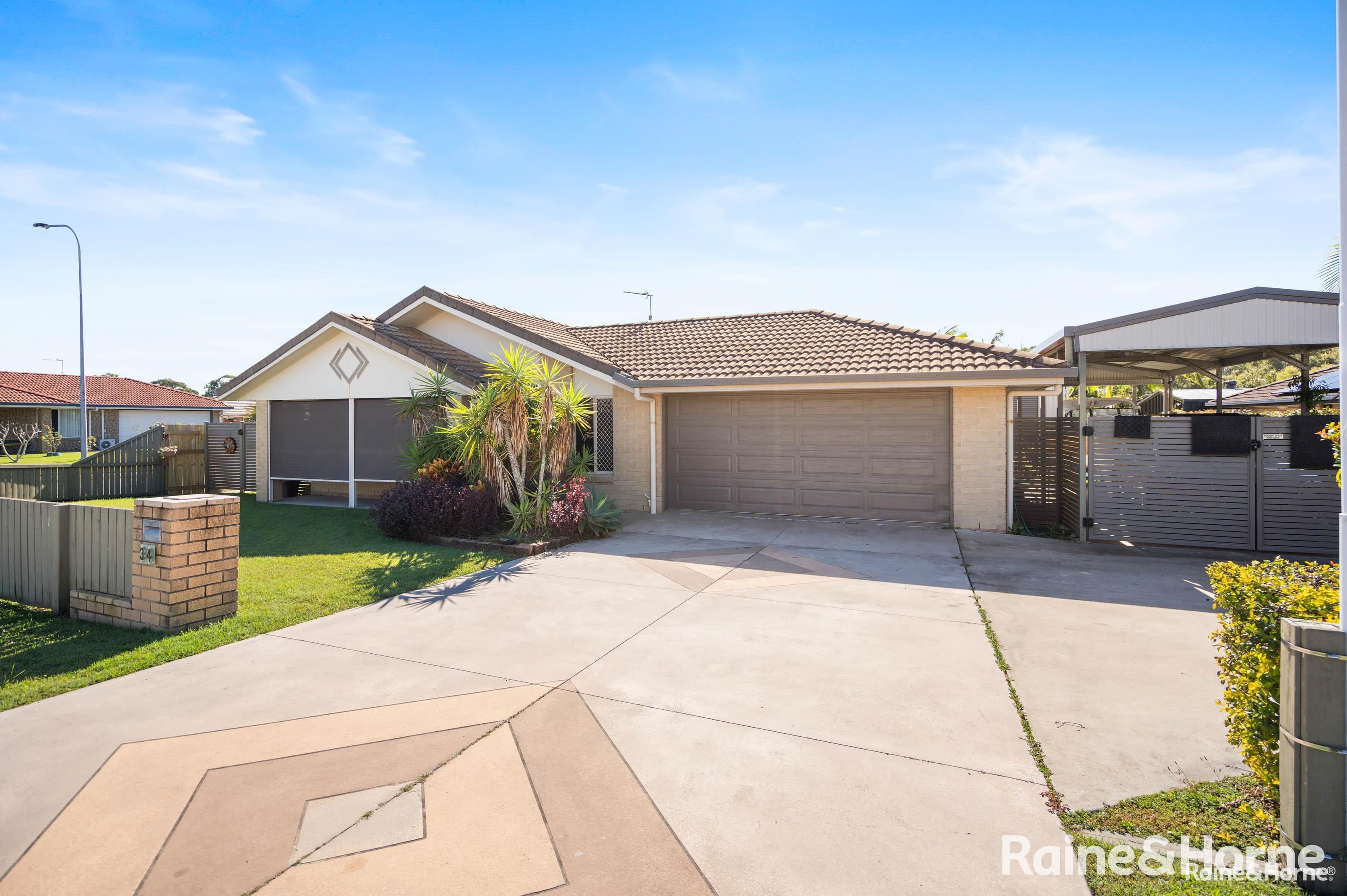 34 Moonstone Drive, Urangan — photo 1 of 5