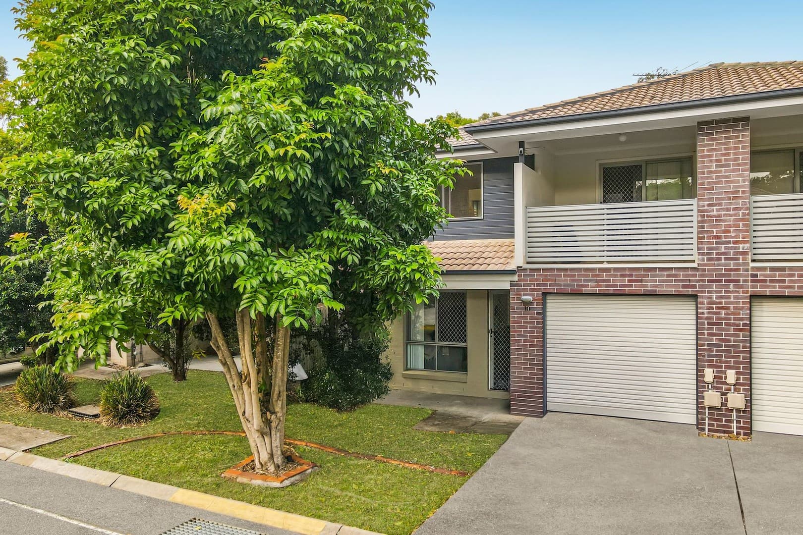 10/99-113 Peverell Street, Hillcrest — photo 1 of 5