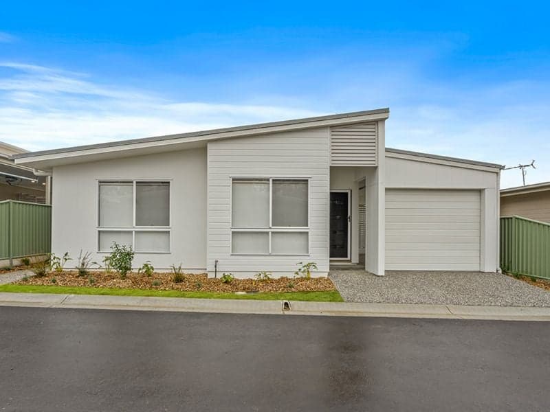 115/26 Andrew Road, Greenbank — photo 1 of 5