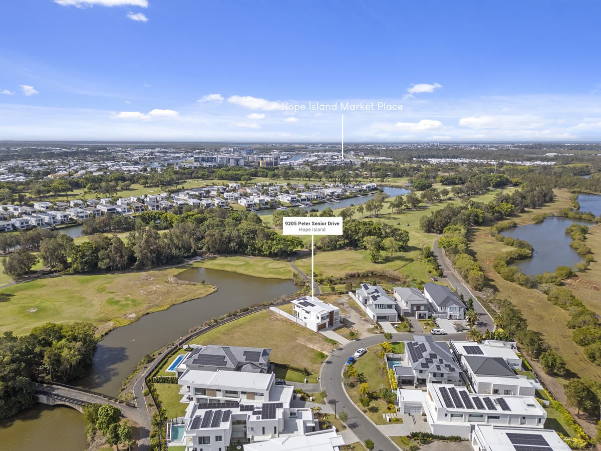 9205 Peter Senior Drive, Hope Island - Image 1