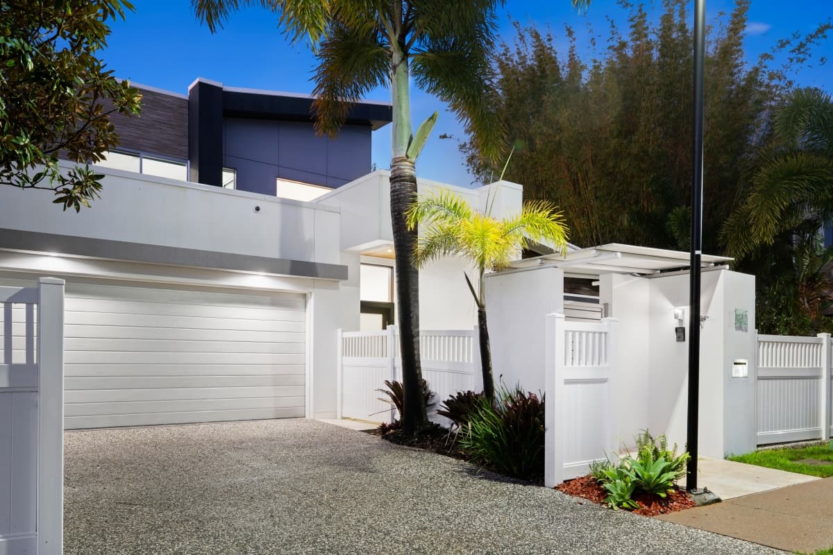 41 Cova Boulevard, Hope Island — photo 1 of 5