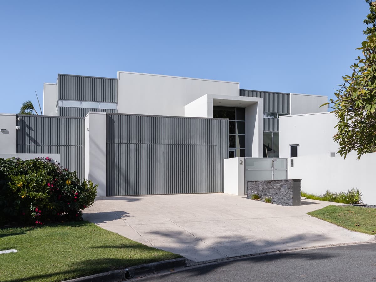 2 Waringa Court, Minyama — photo 1 of 5