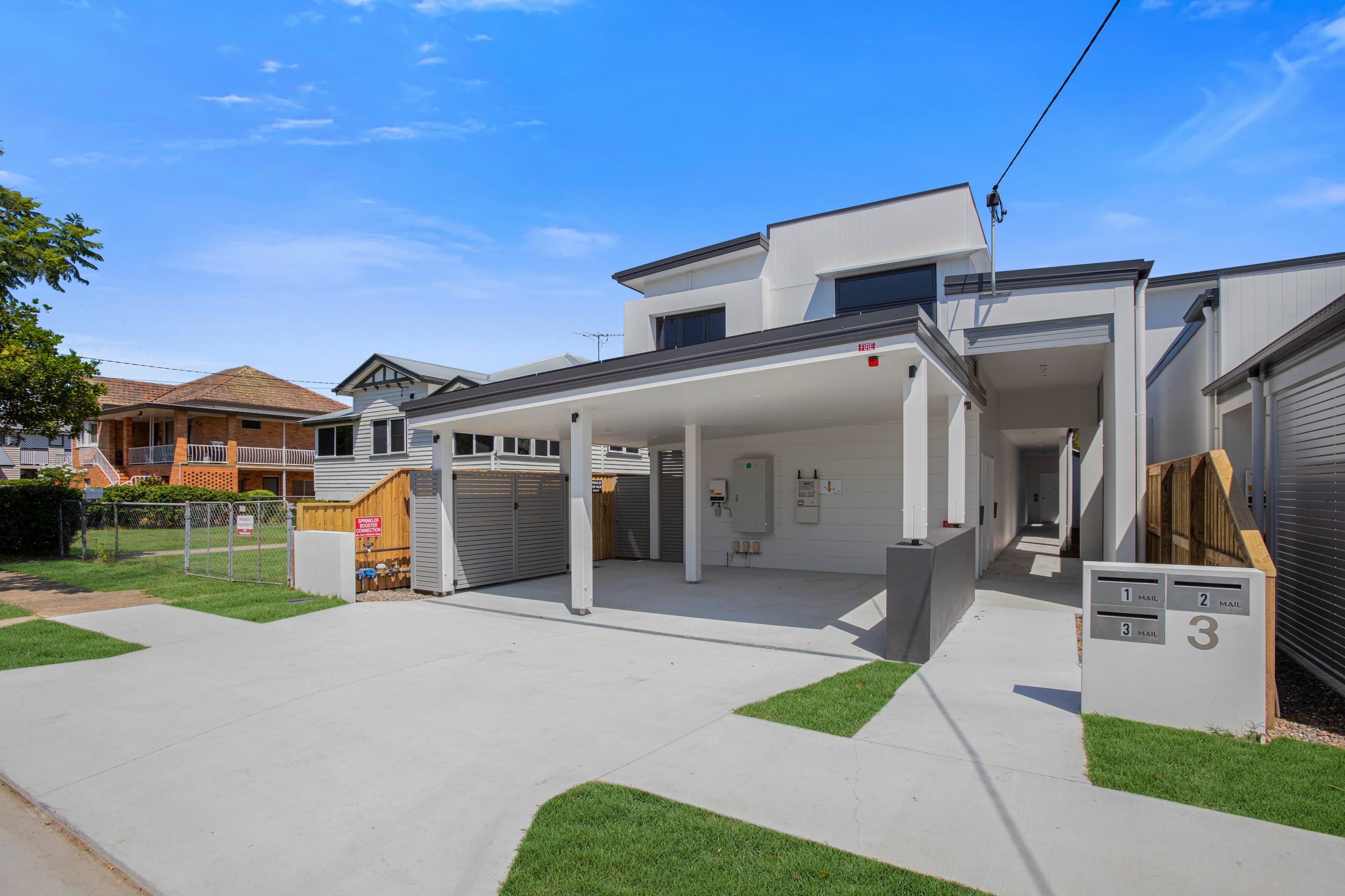 3 Bungama Street, Deagon — photo 1 of 5
