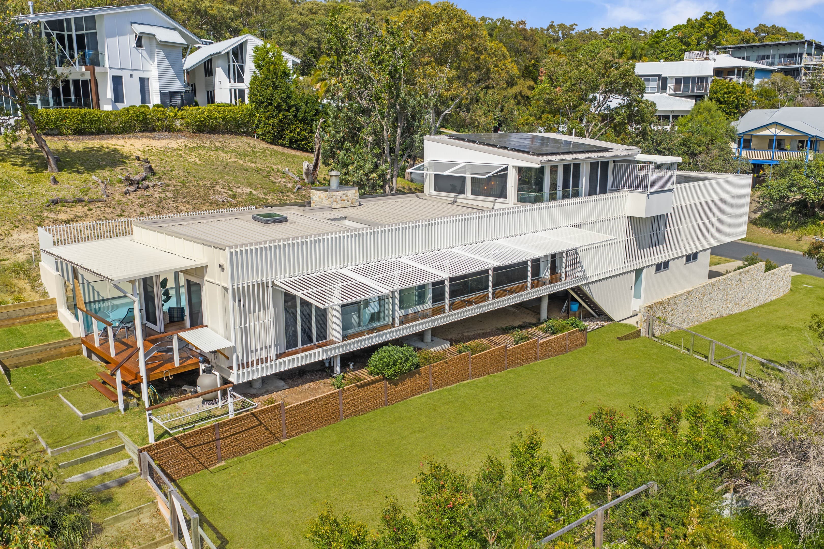 85 Tramican Street, Point Lookout - Image 1