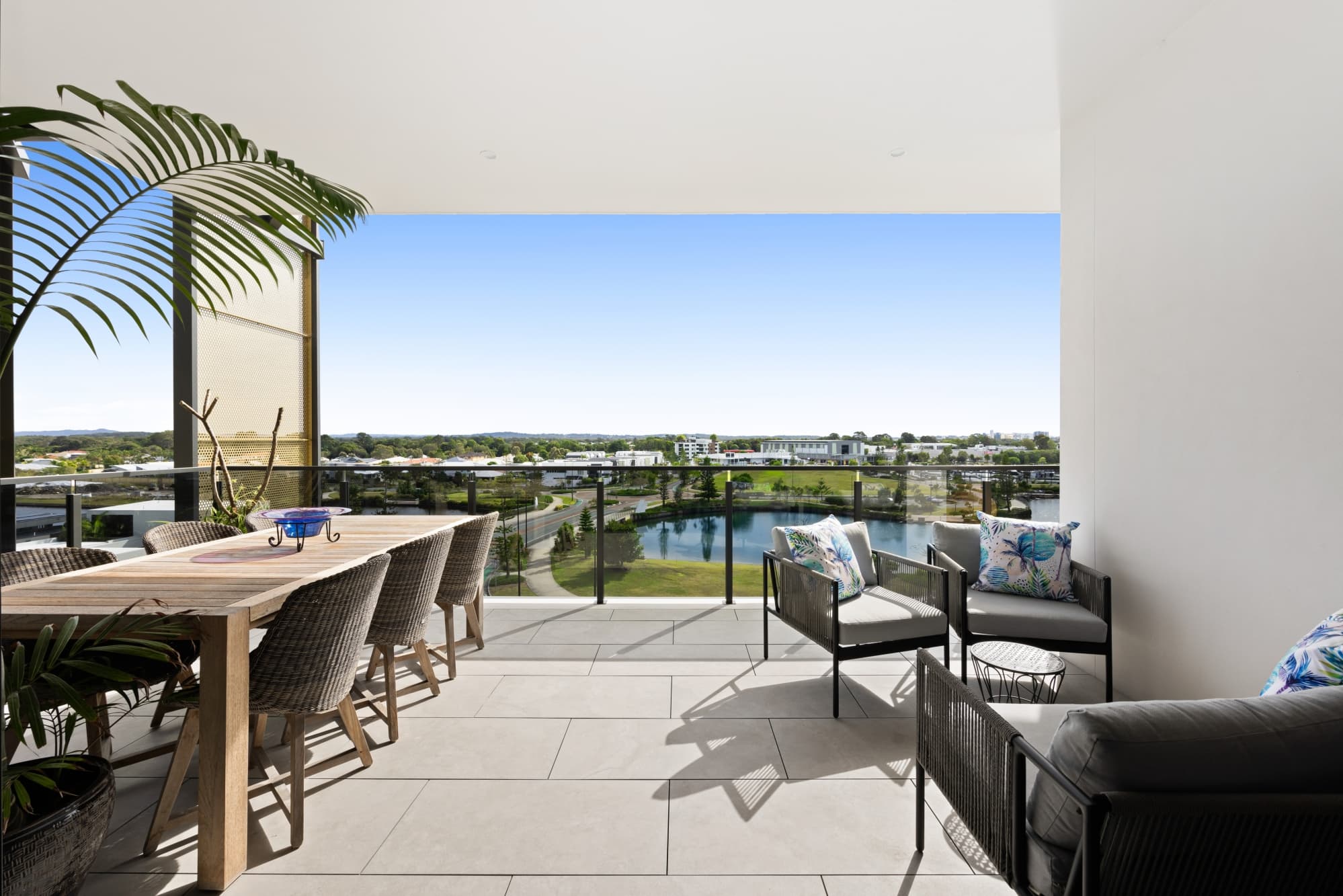 1501/18 Spitfire Banks Drive, Pelican Waters — photo 1 of 5