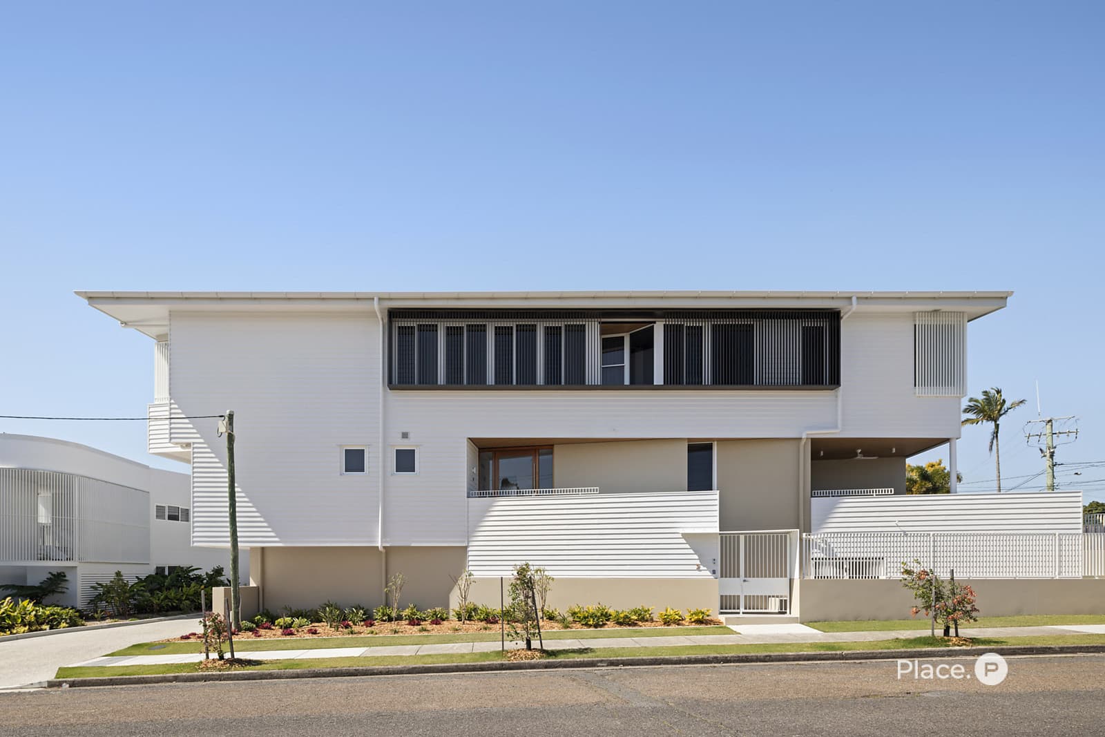 30 Arnold Street, Manly — photo 1 of 5