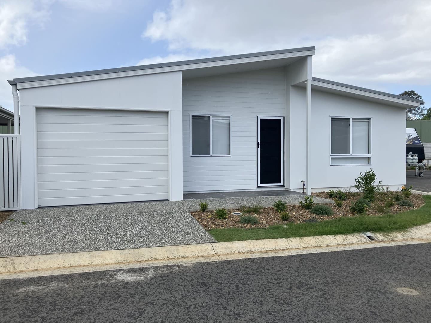 139/26 Andrew Road, Greenbank — photo 1 of 5