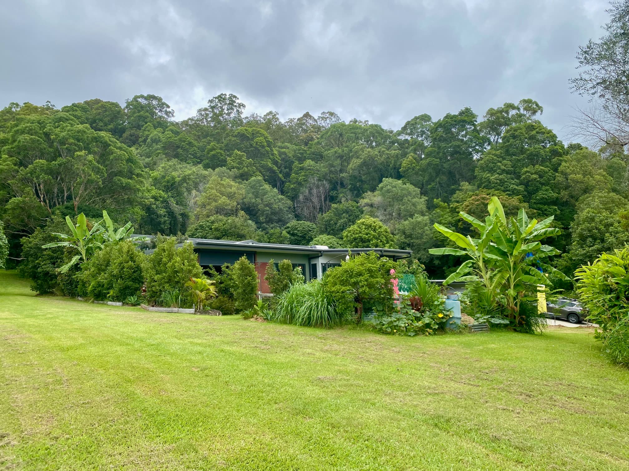 4 Kooyan Close, Currumbin Valley — photo 1 of 5