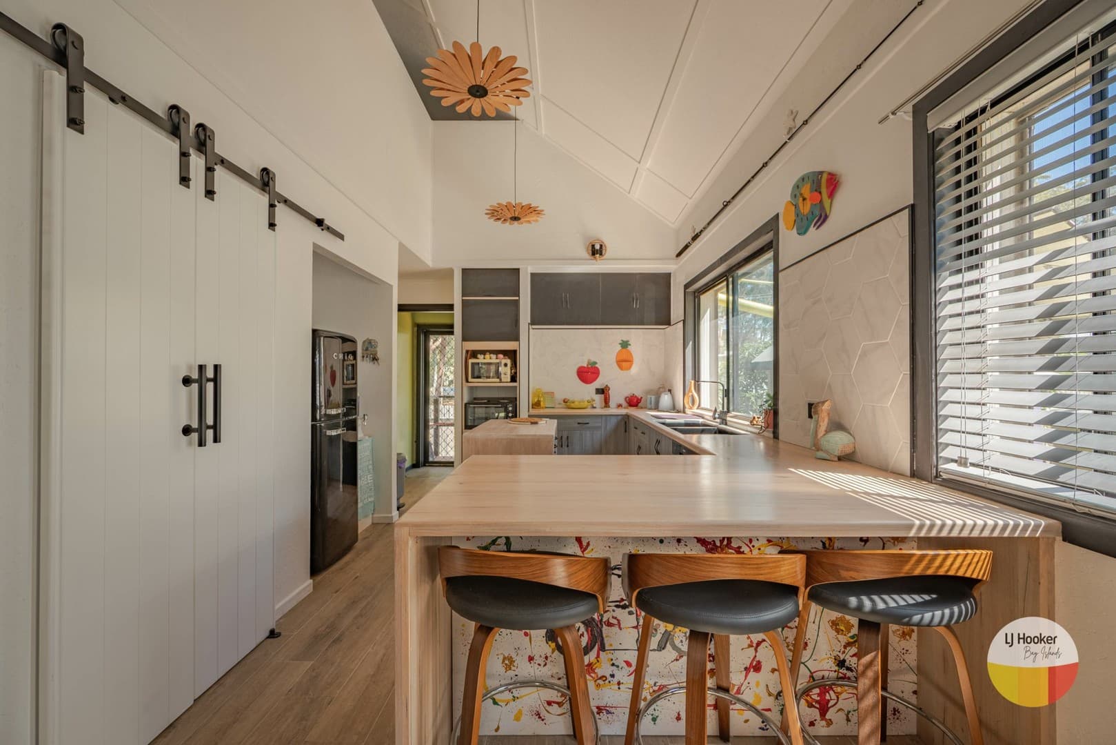 13 Forest Hill RD, Russell Island — photo 1 of 5