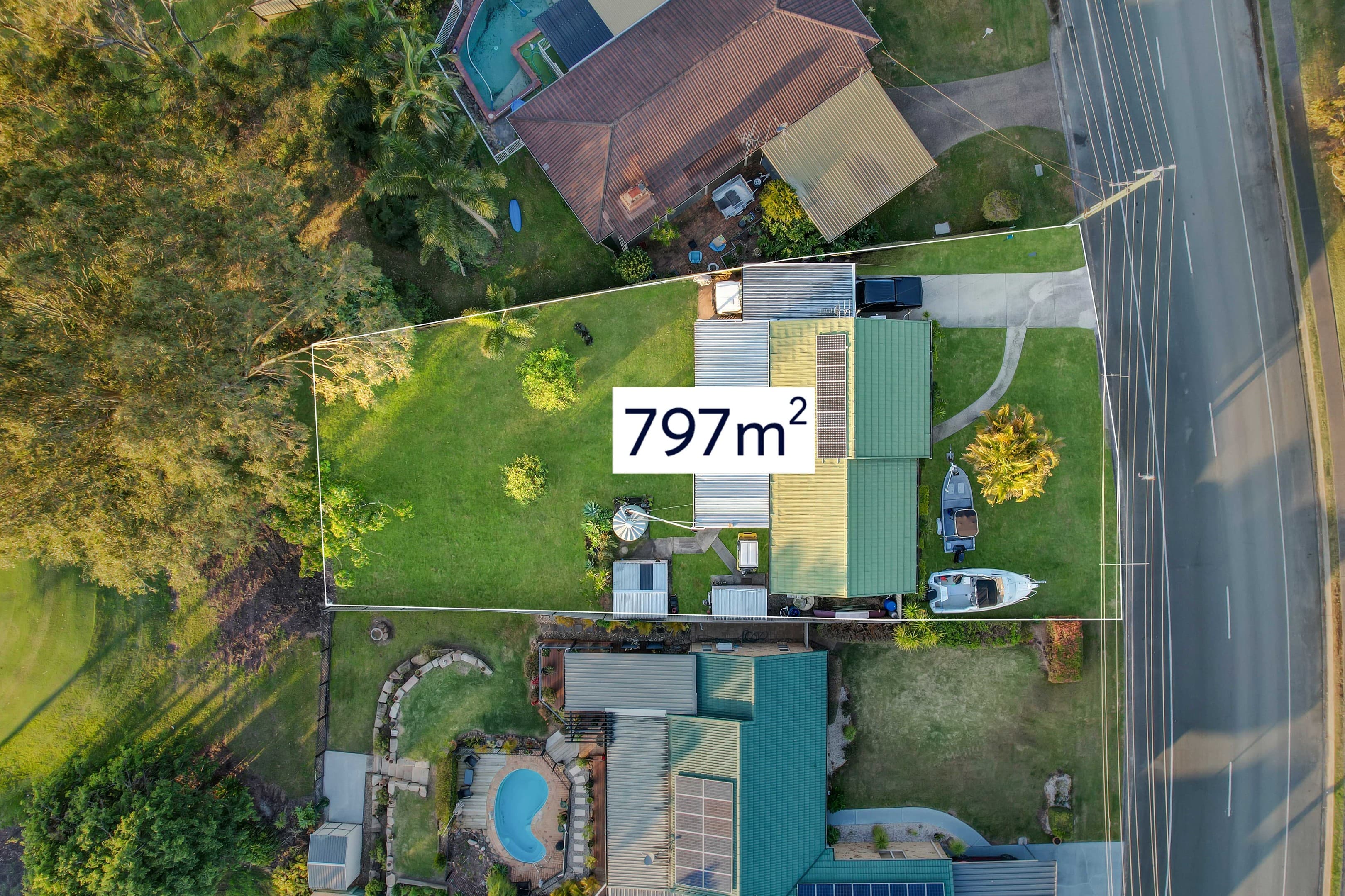 12 Bardyn Halliday Drive, Mount Warren Park — photo 1 of 5
