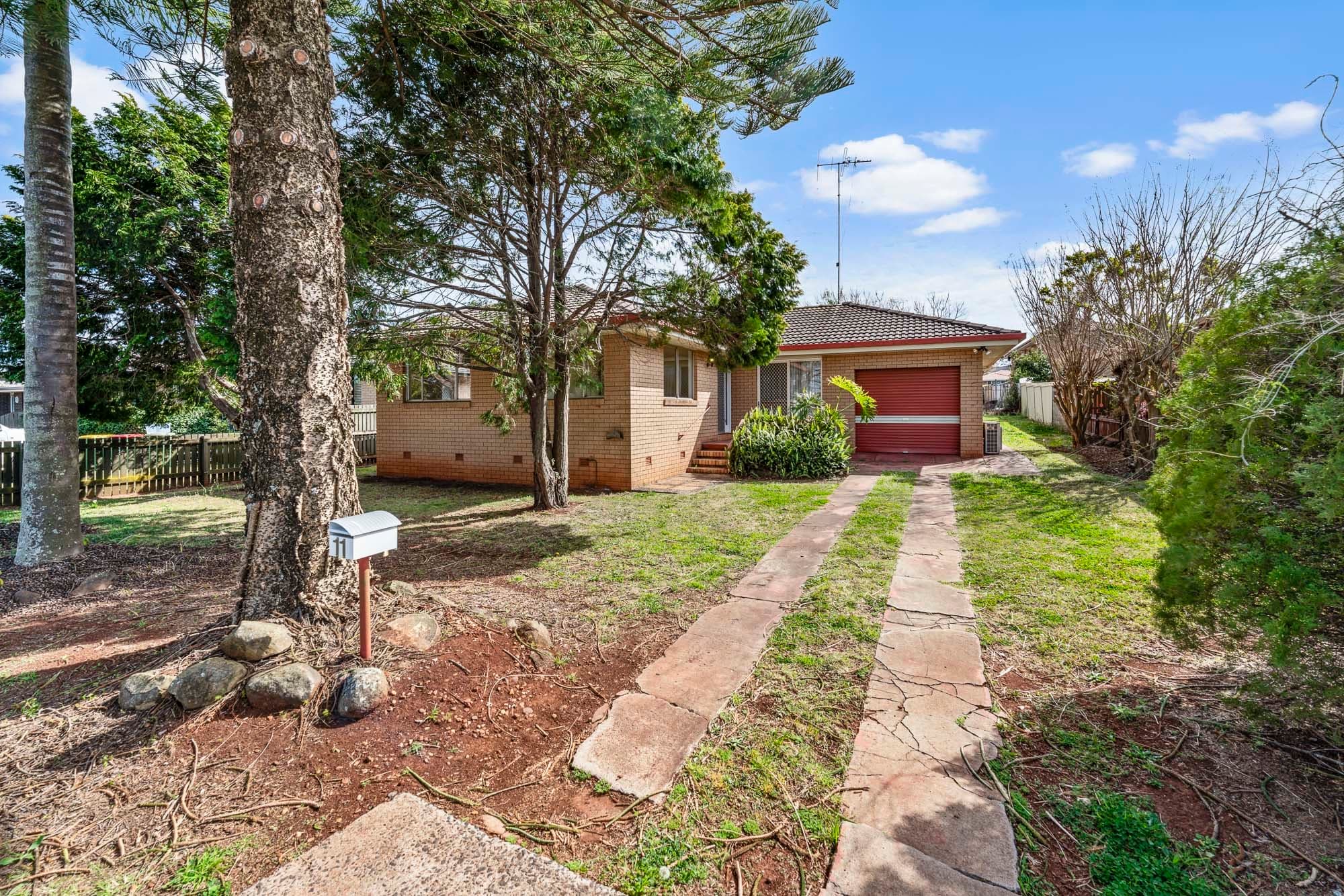 11 Rye Street, Wilsonton — photo 1 of 5