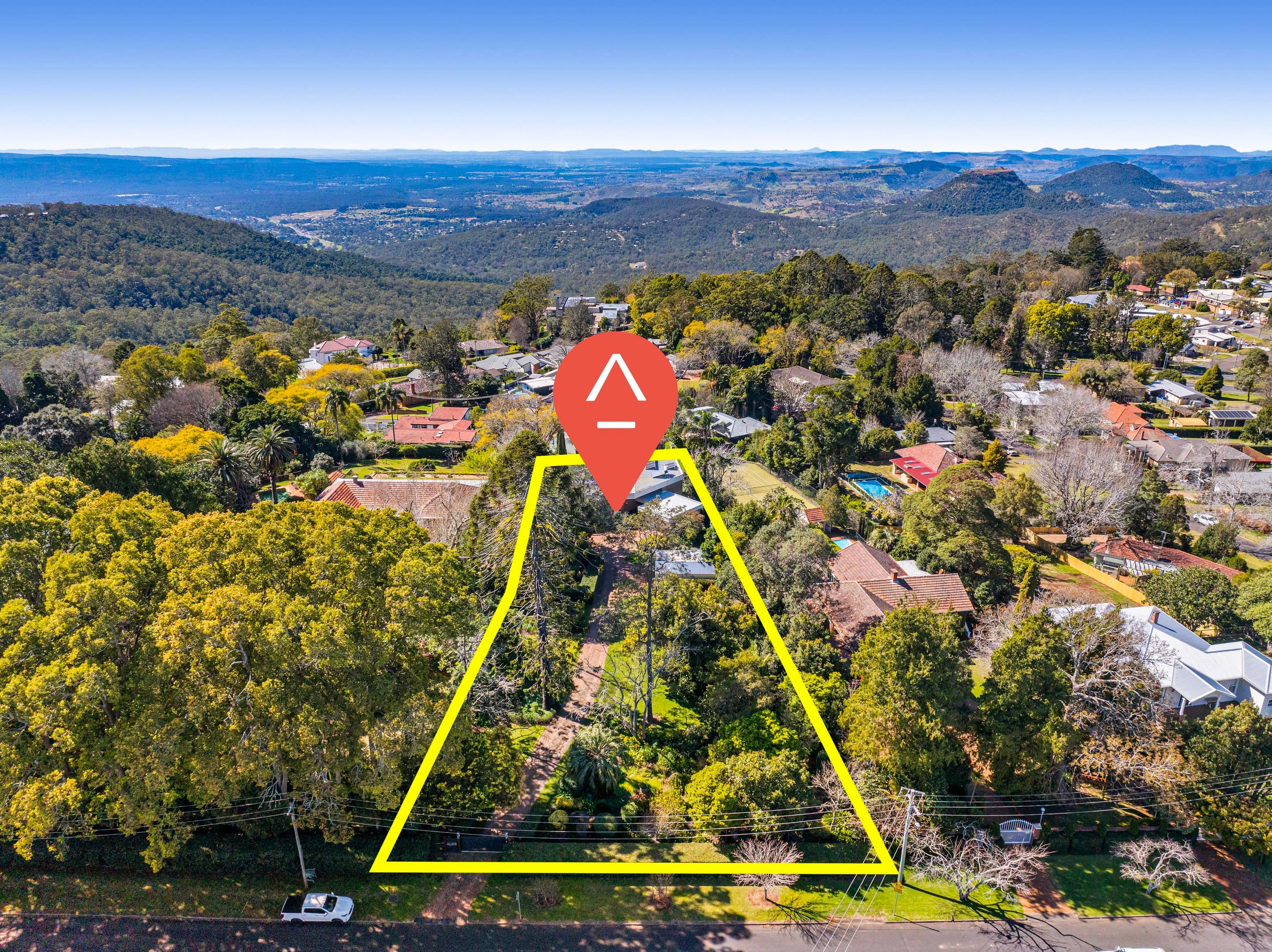 4-6 Dawnie Street, East Toowoomba, East Toowoomba — photo 1 of 5