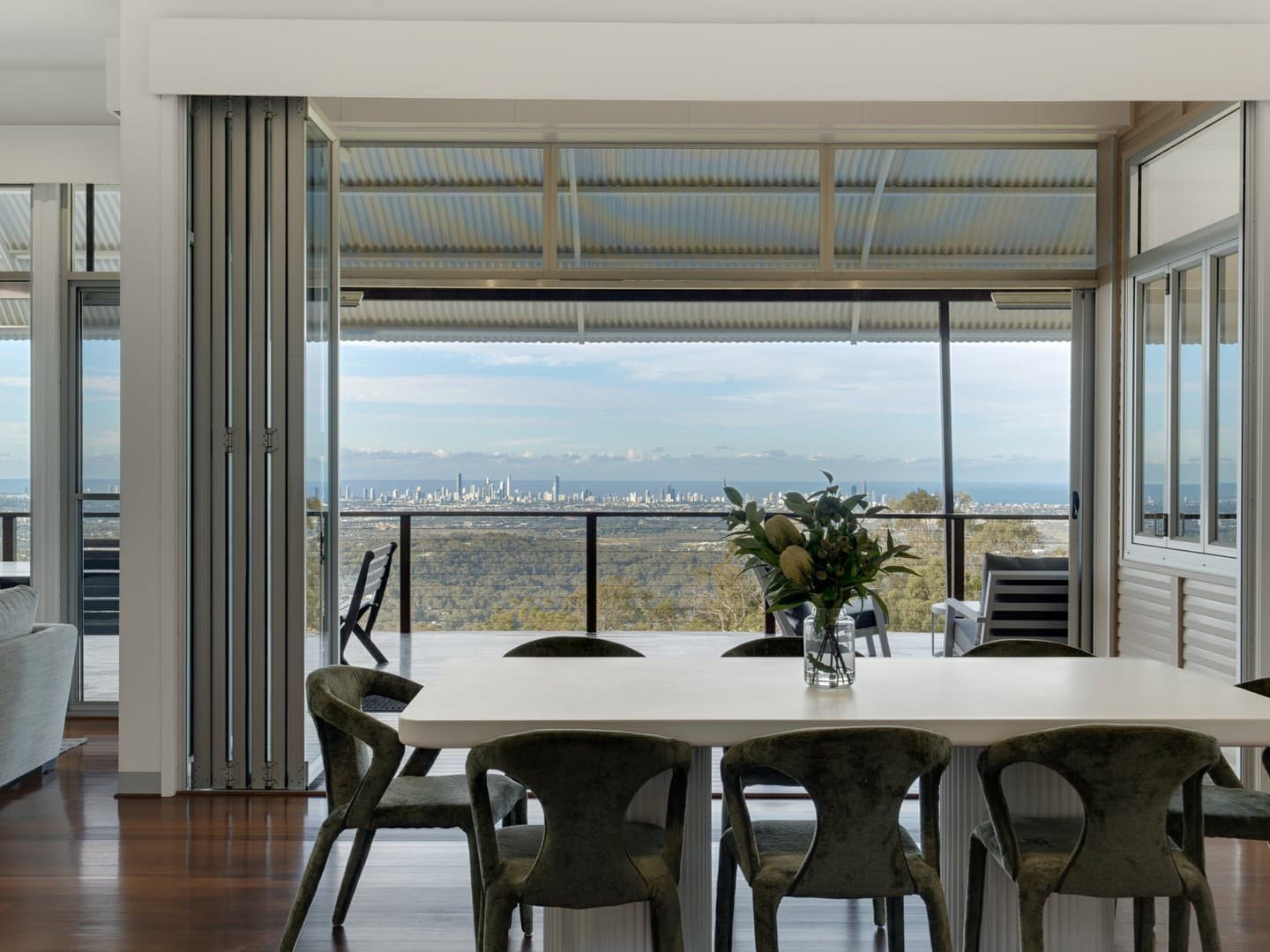 423 The Panorama, Tallai - Image 1