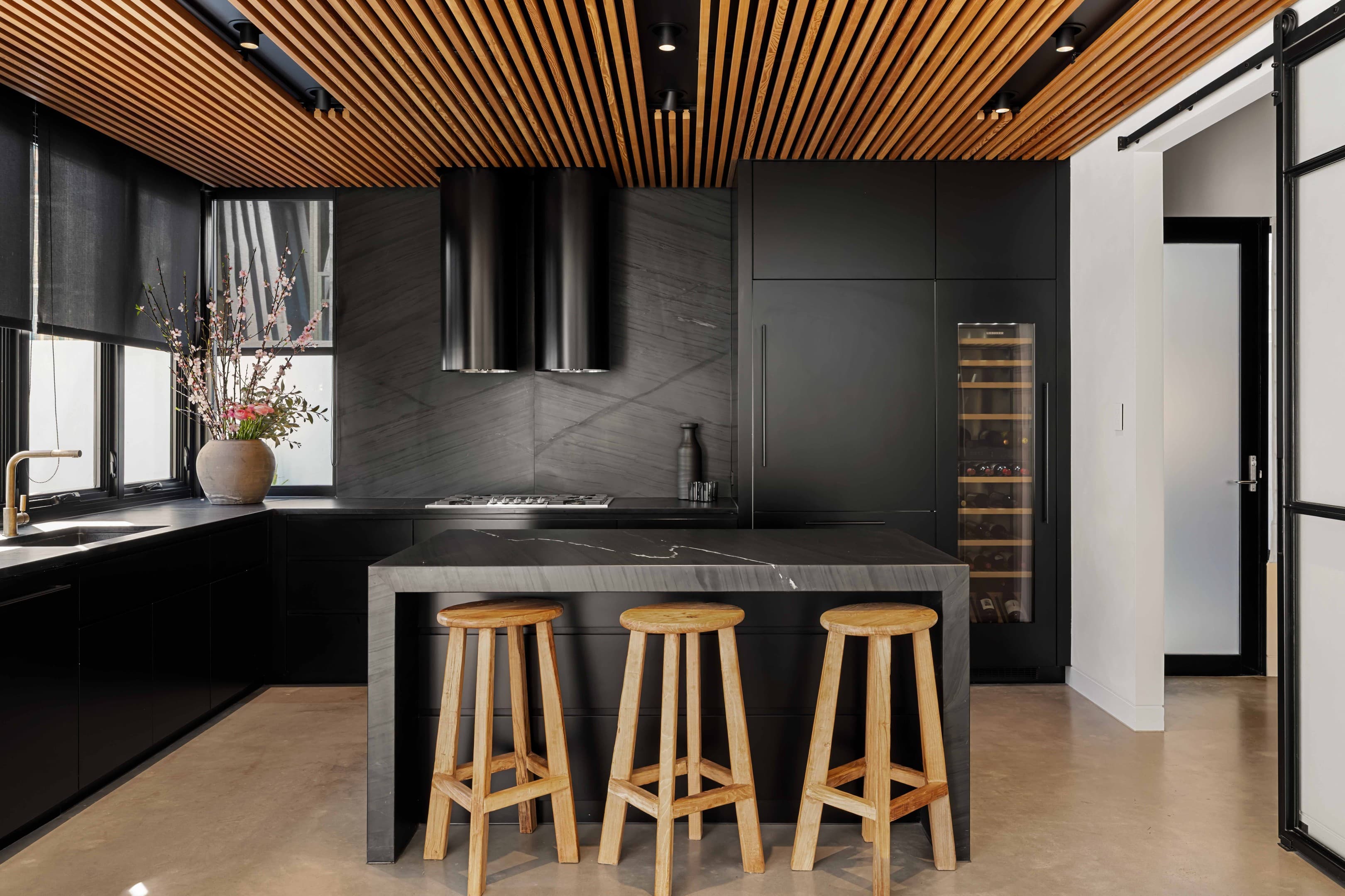 77 Newdegate Street, Greenslopes - Image 1