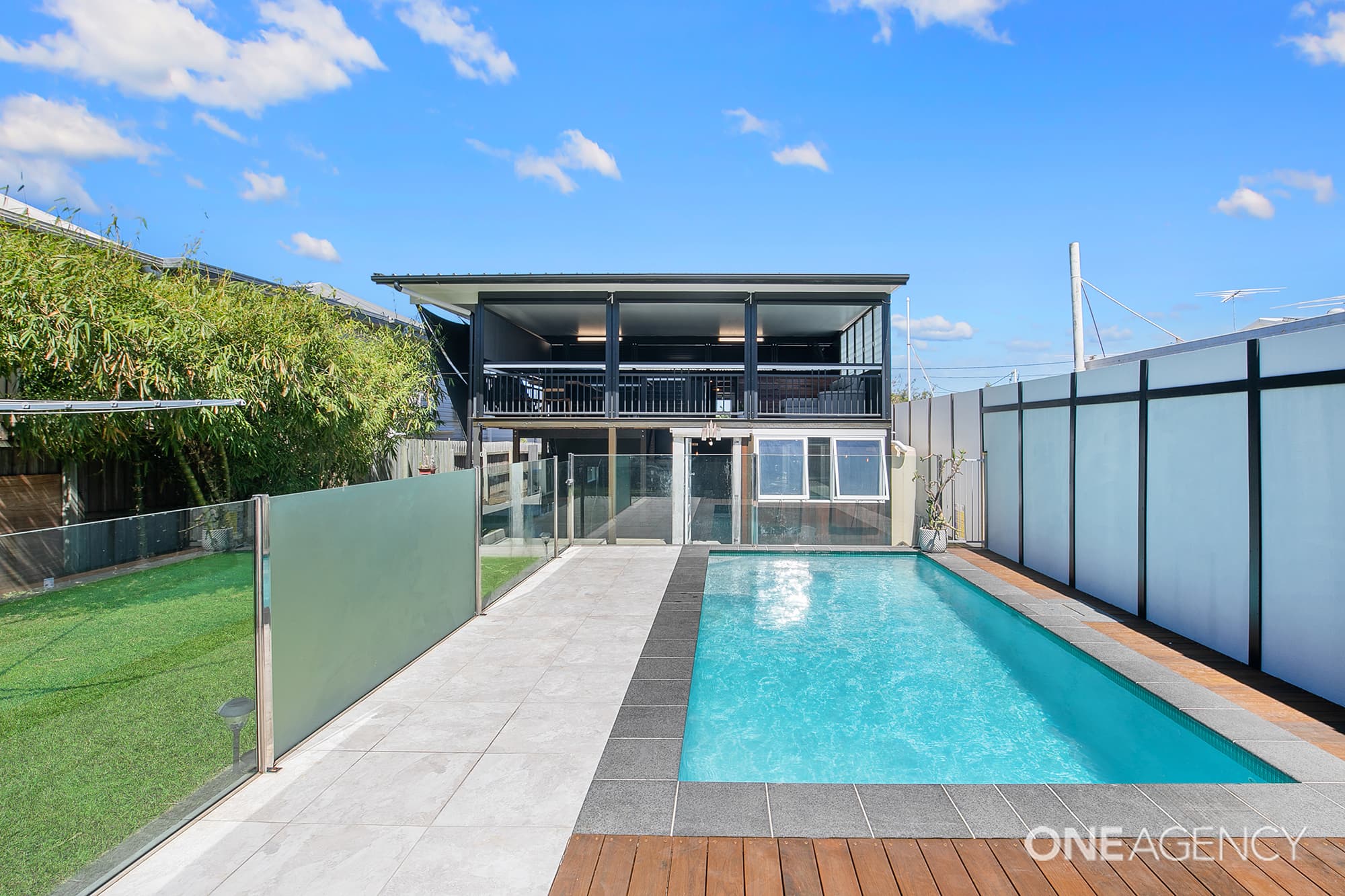 20 Hardiman Street, Woody Point - Image 1