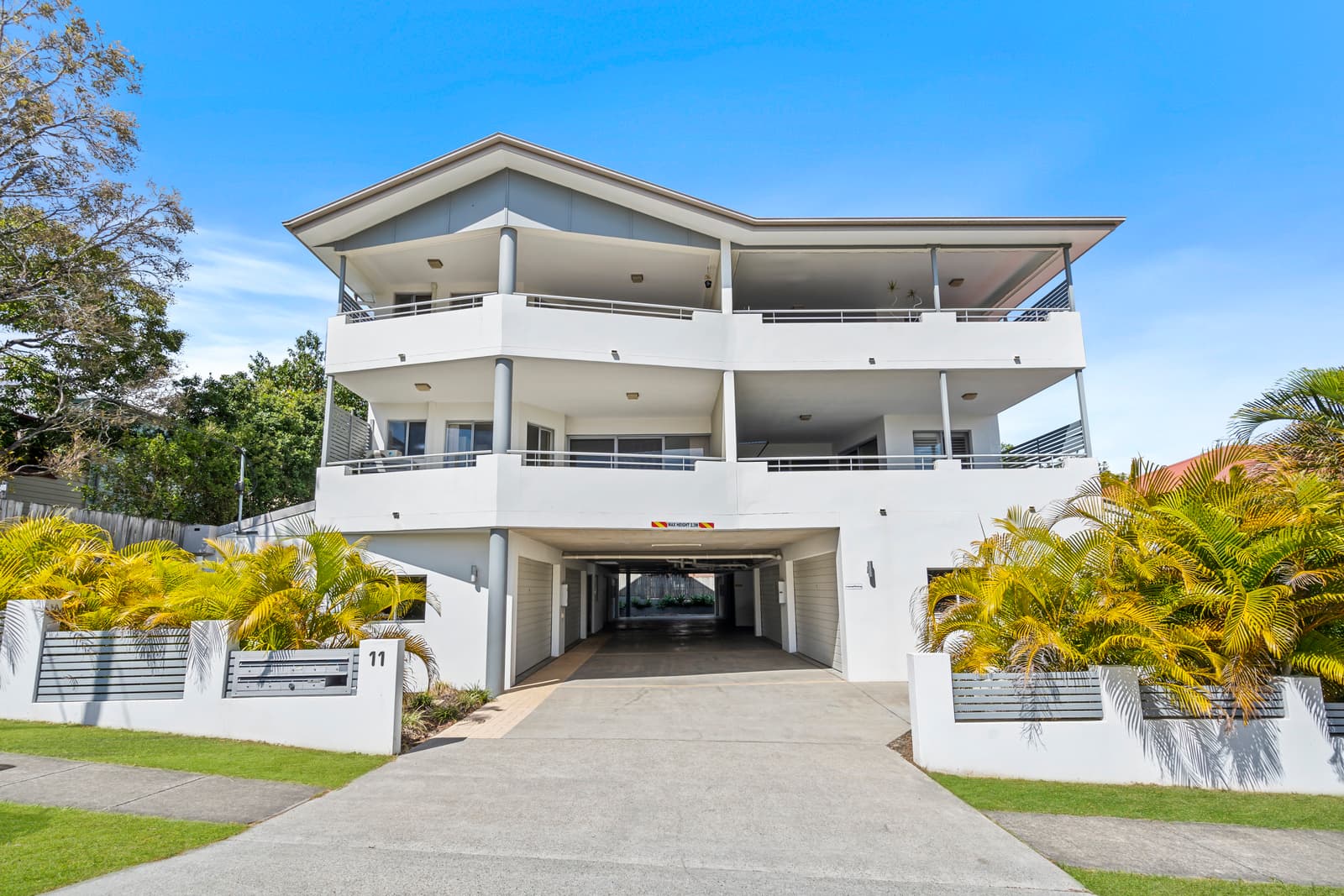 1/11 Stamford Street, Yeerongpilly - Image 1