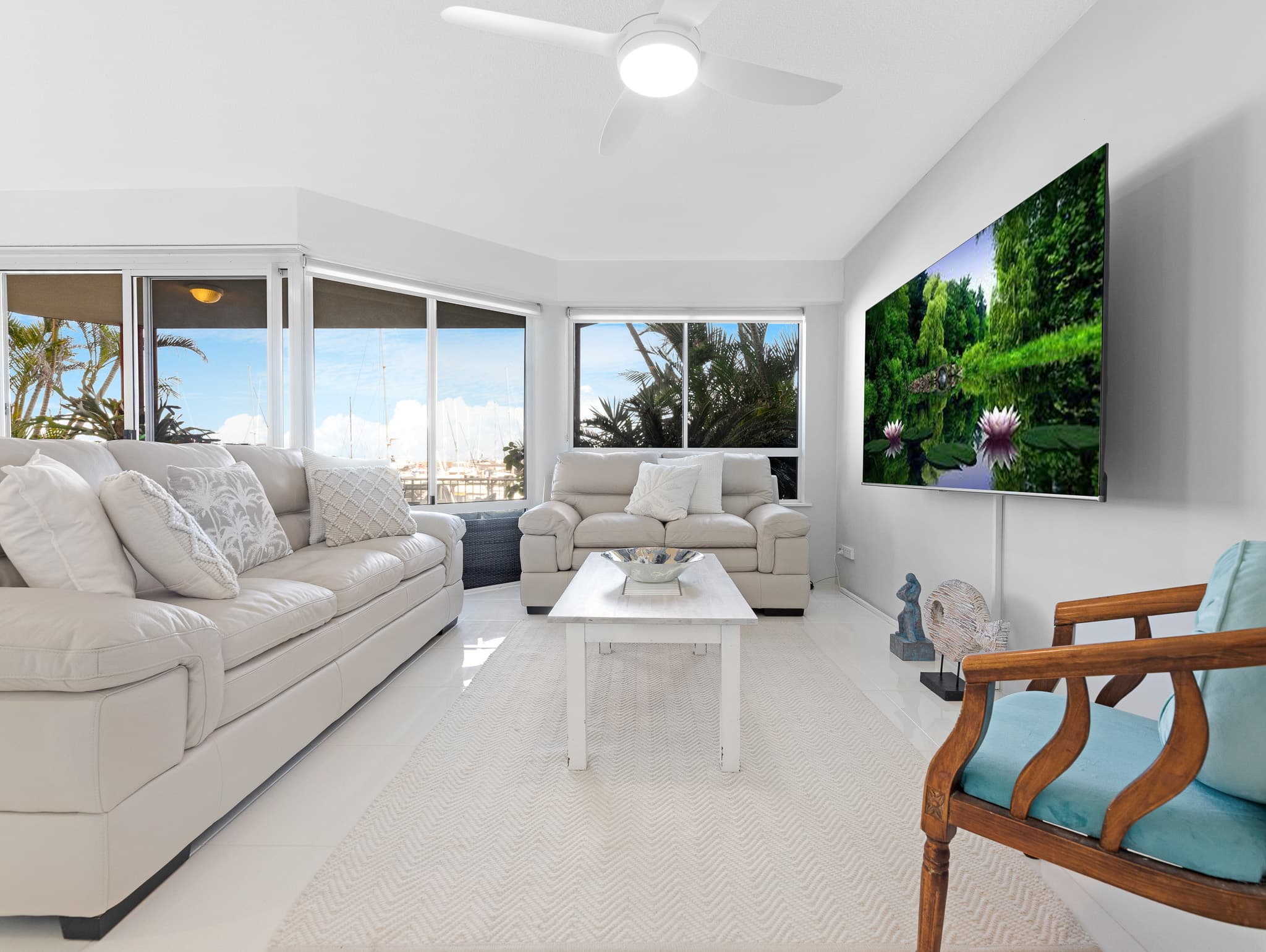 4/17 Buccaneer Drive, Urangan — photo 1 of 5