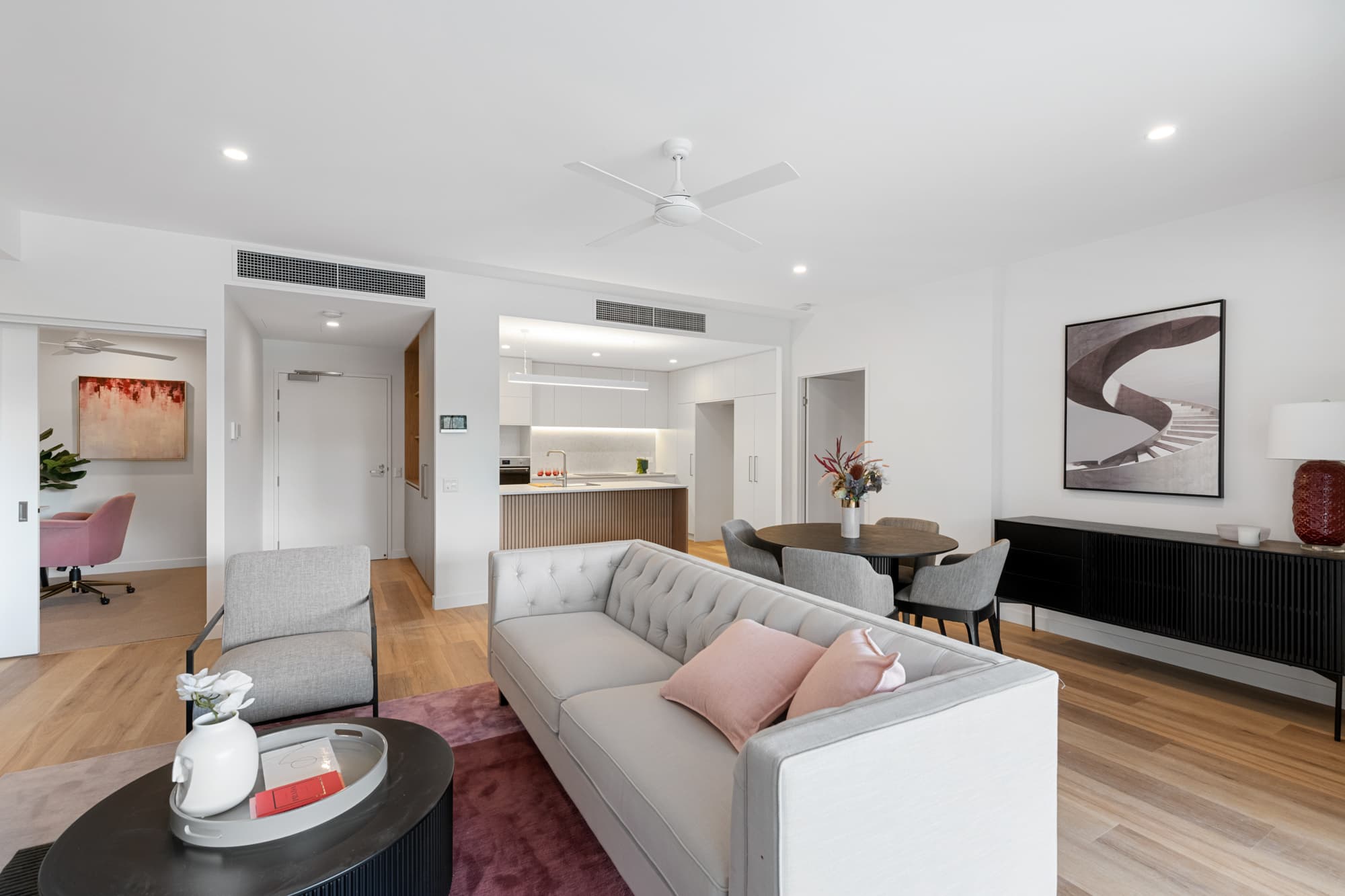 325/135 Meiers Road, Indooroopilly - Image 1