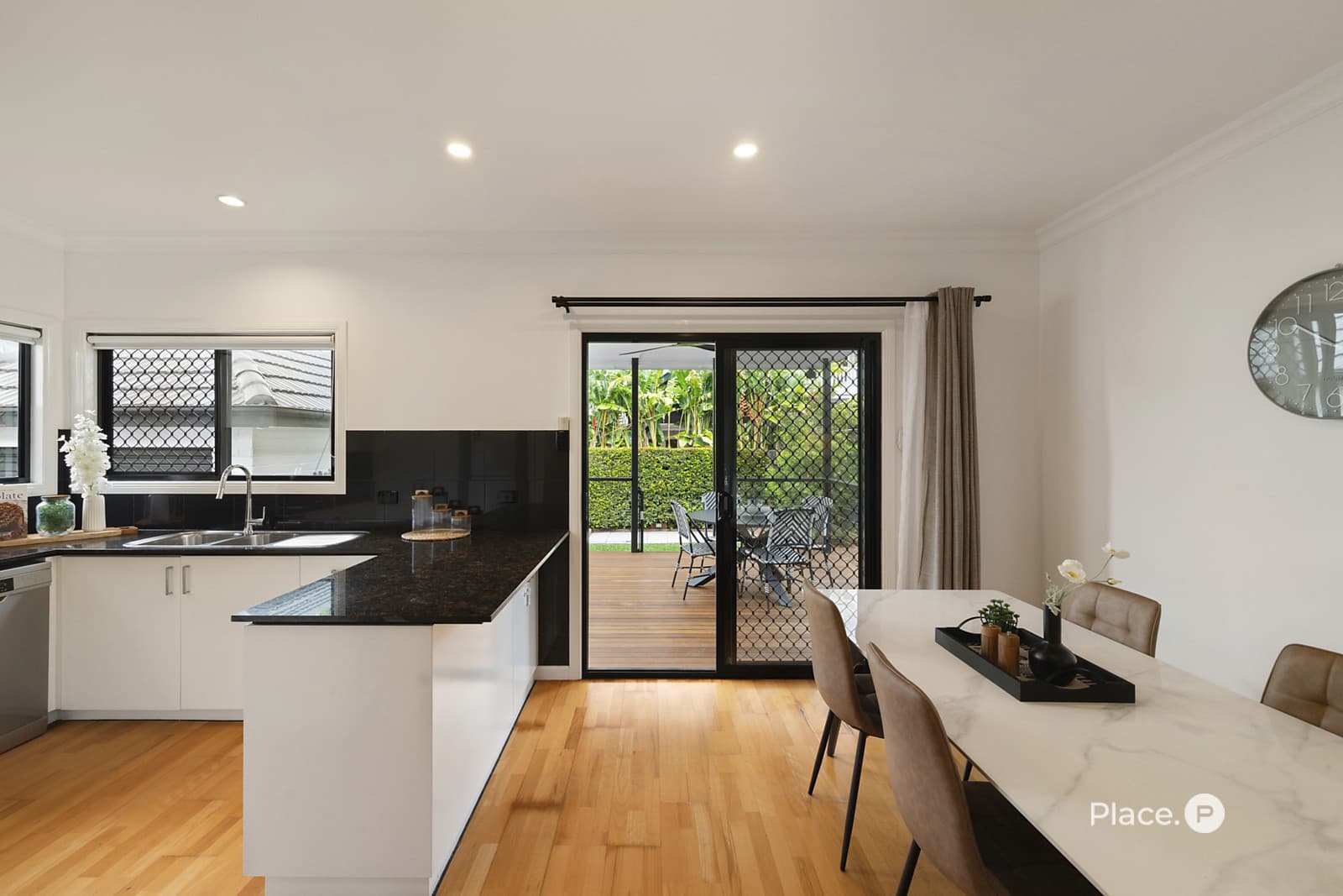 74 Harding Street, Hendra — photo 1 of 5