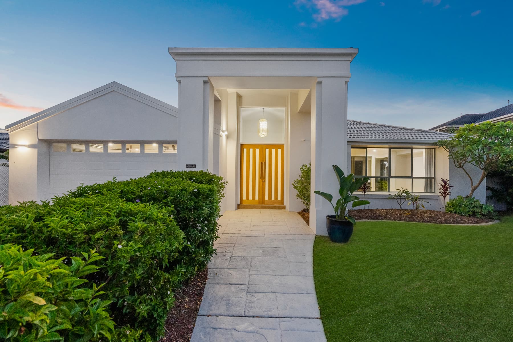 14 Julatten Drive, Robina - Image 1