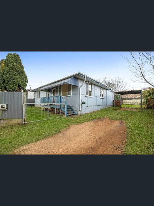 293A James Street, Newtown — photo 1 of 5