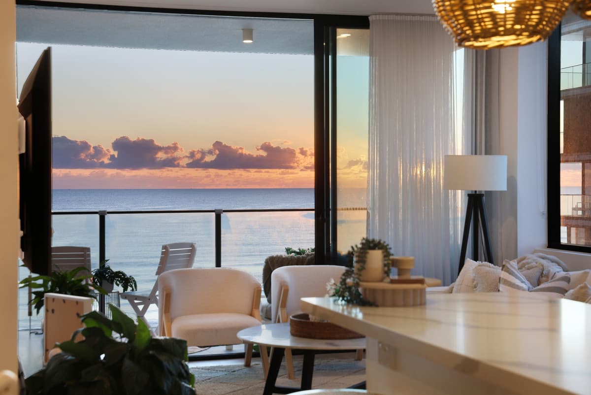 605/3 Twenty Third Avenue, Palm Beach, Palm Beach — photo 1 of 5