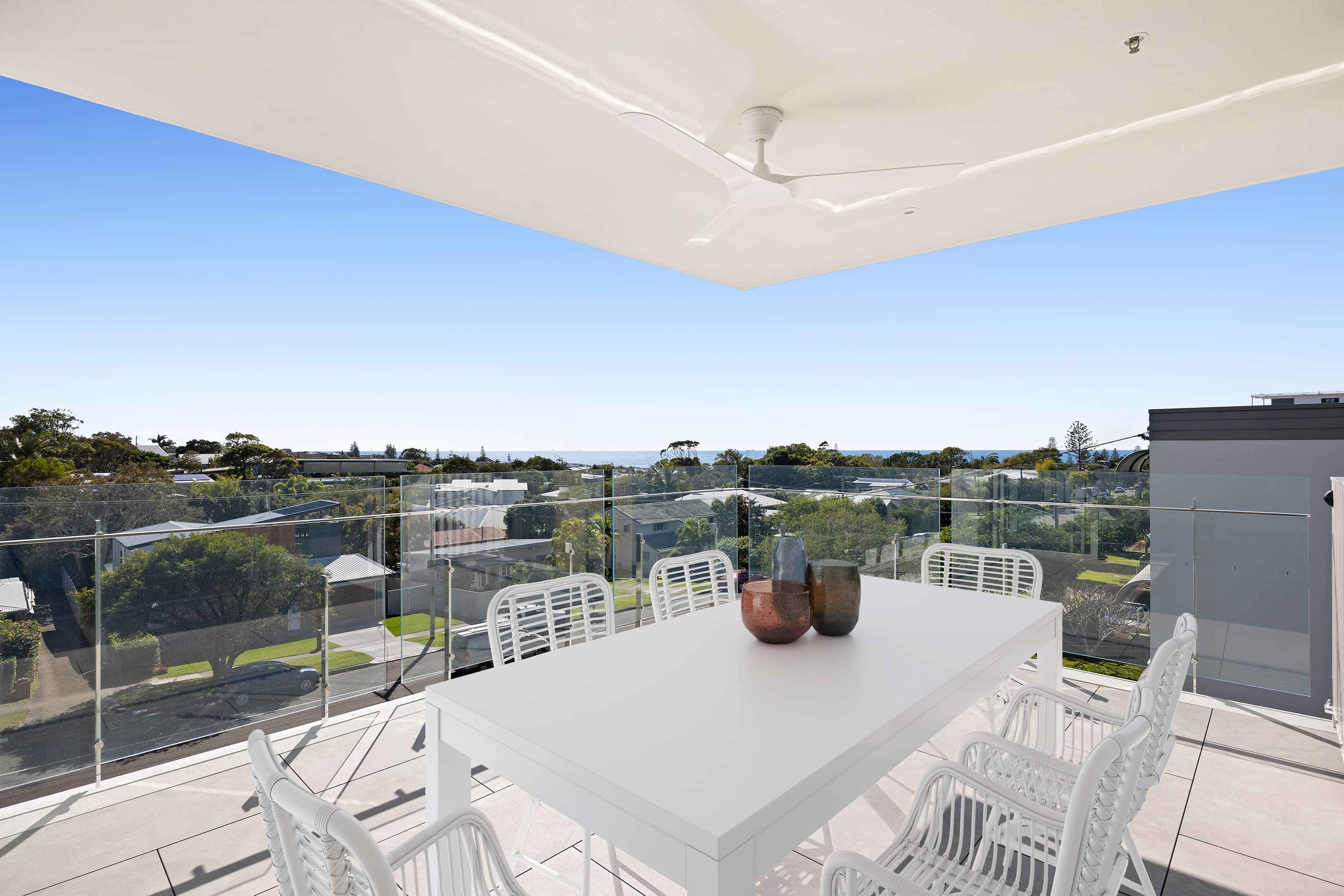 401/48 King Street, Kings Beach — photo 1 of 5