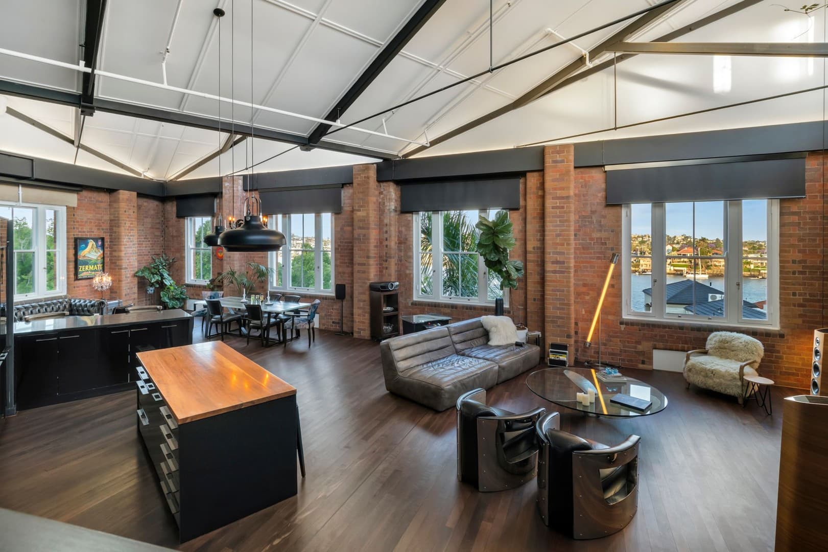 401/88 Macquarie Street, Teneriffe — photo 1 of 5