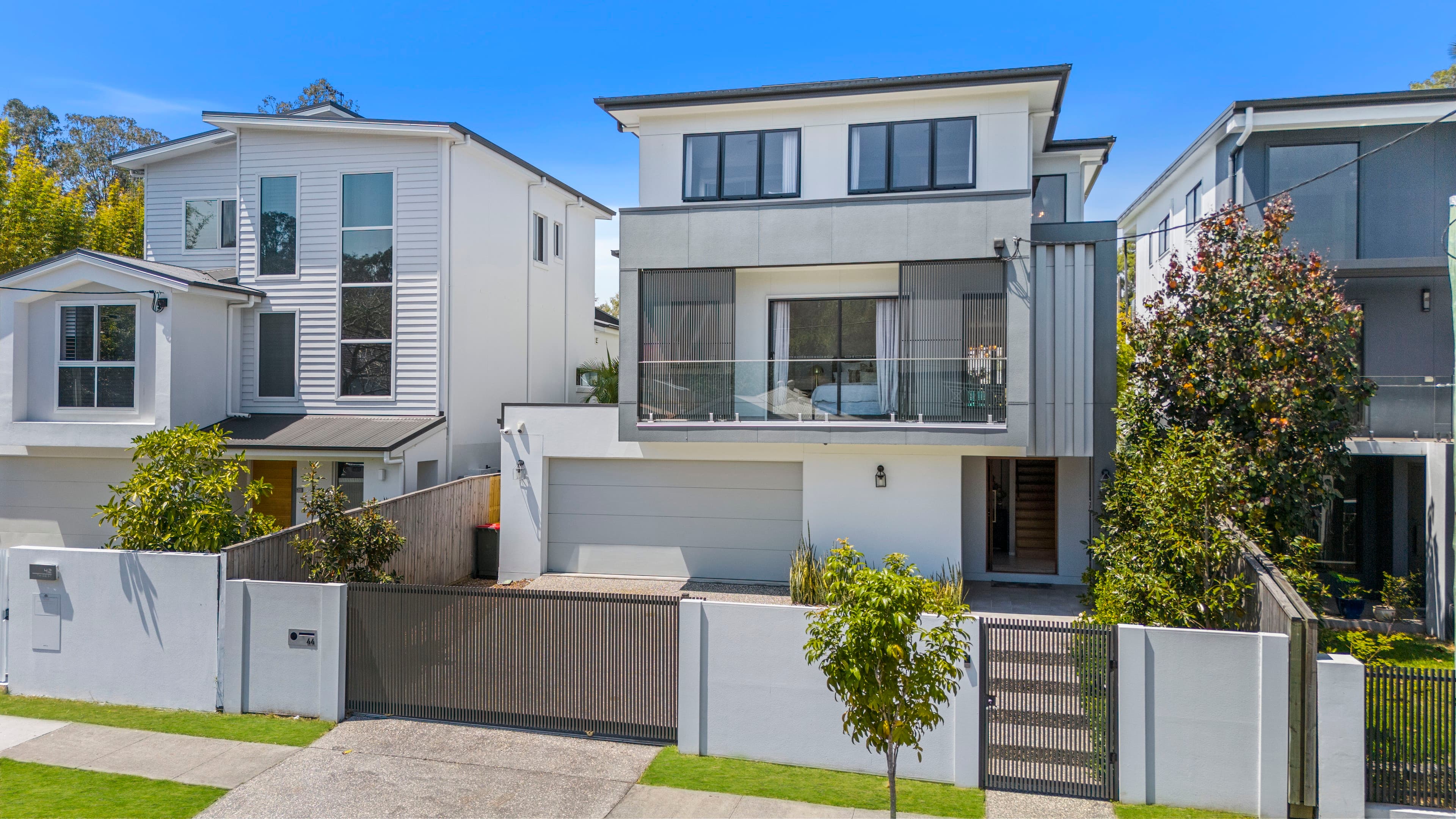 44 Twigg Street, Indooroopilly — photo 1 of 5