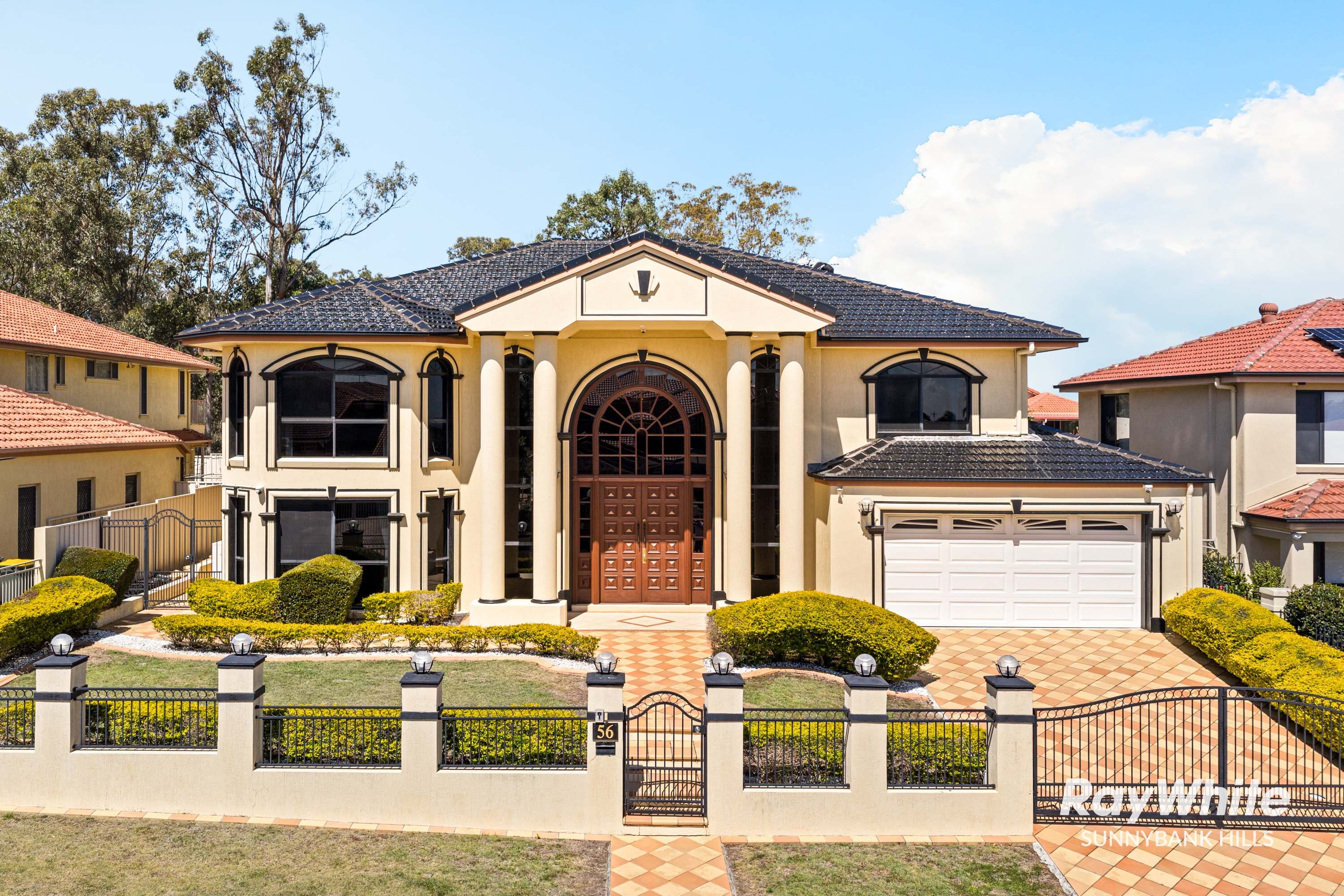 56 Poinciana Crescent, Stretton — photo 1 of 5
