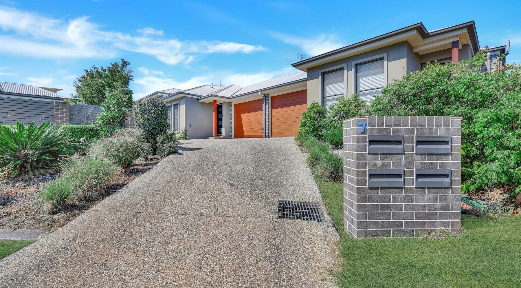 2/7 Cardamon Crescent, Glenvale - Image 1